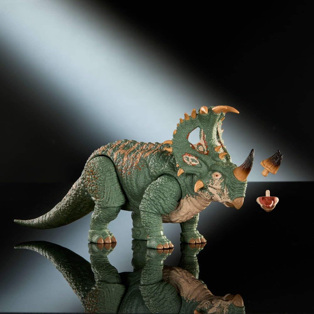 Mattel Jurassic World Hammond Collection Sinoceratops Deluxe Articulated Figure JKG88 5