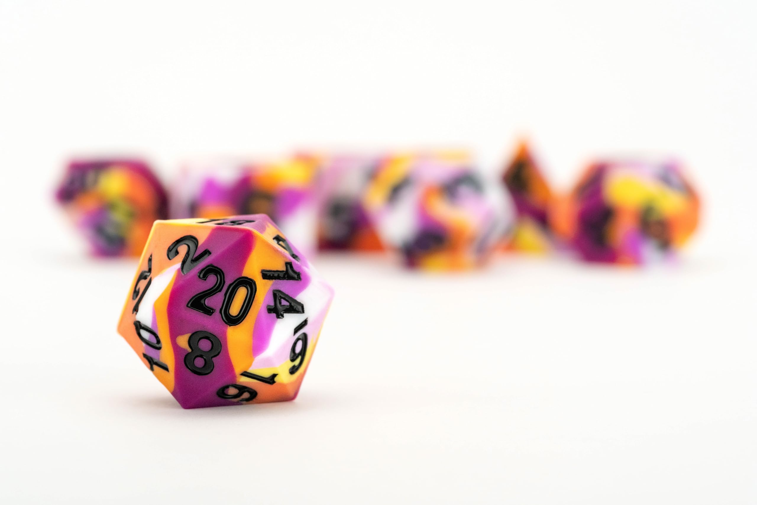 Metallic Dice Games FanRoll Lesbian Pride Sharp Edge Silicone Poly Dice Set | 16mm | 7 Piece