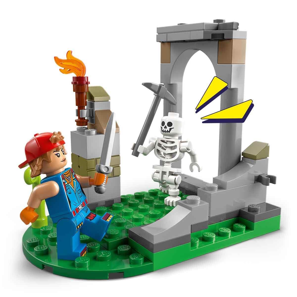 LEGO Fortnite Peely & Sparkplug’s Camp Building Set 77075 - Includes 3 Minifigures & Supply Llama Figure 4