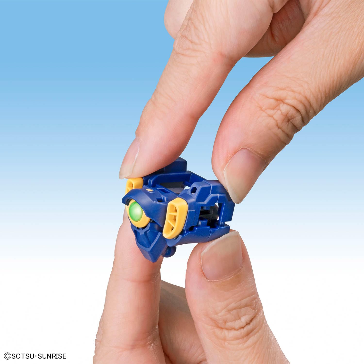 BANDAI SPIRITS Entry Grade 1/144 Wing Gundam Model Kit | Snap-Fit Assembly | No Glue or Paint Required 4