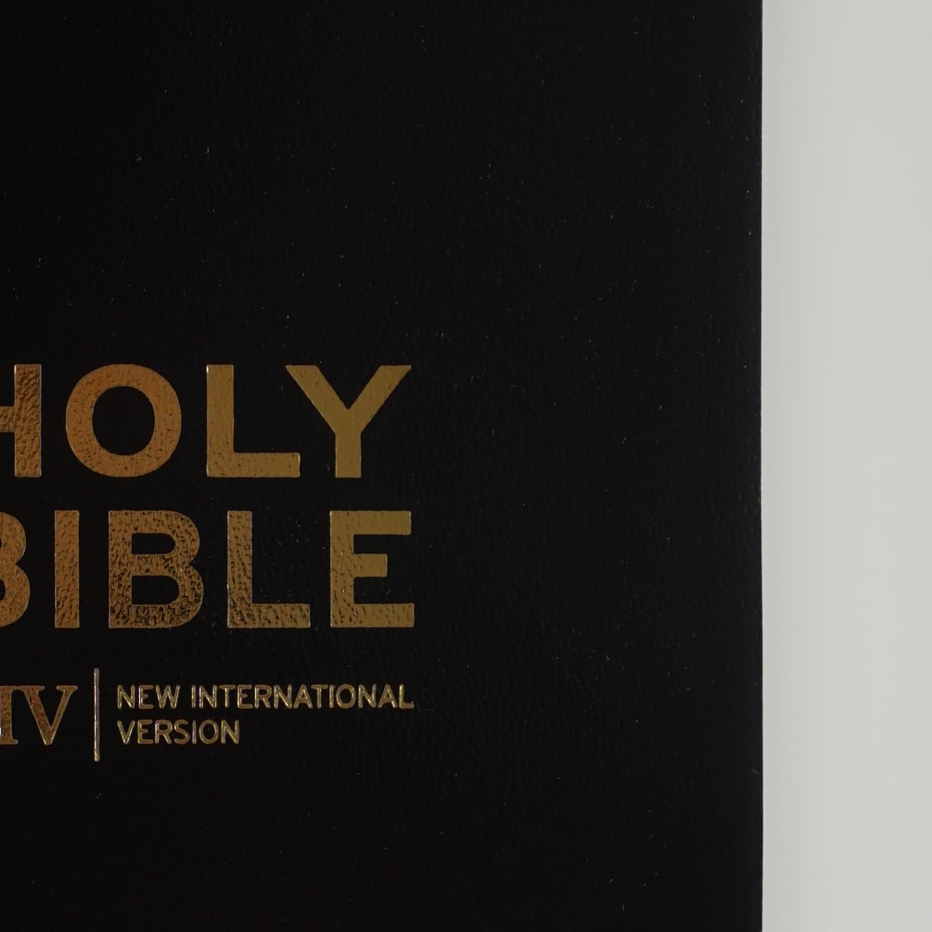Hodder Faith NIV Holy Bible - Anglicised Black Gift and Award Edition | Paperback | English 4