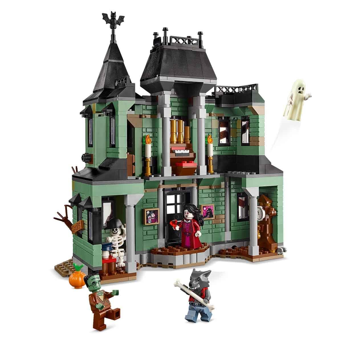 LEGO Creator 3in1 Haunted Mansion 31167 Building Set | Ages 9+ | 5 Minifigures 4