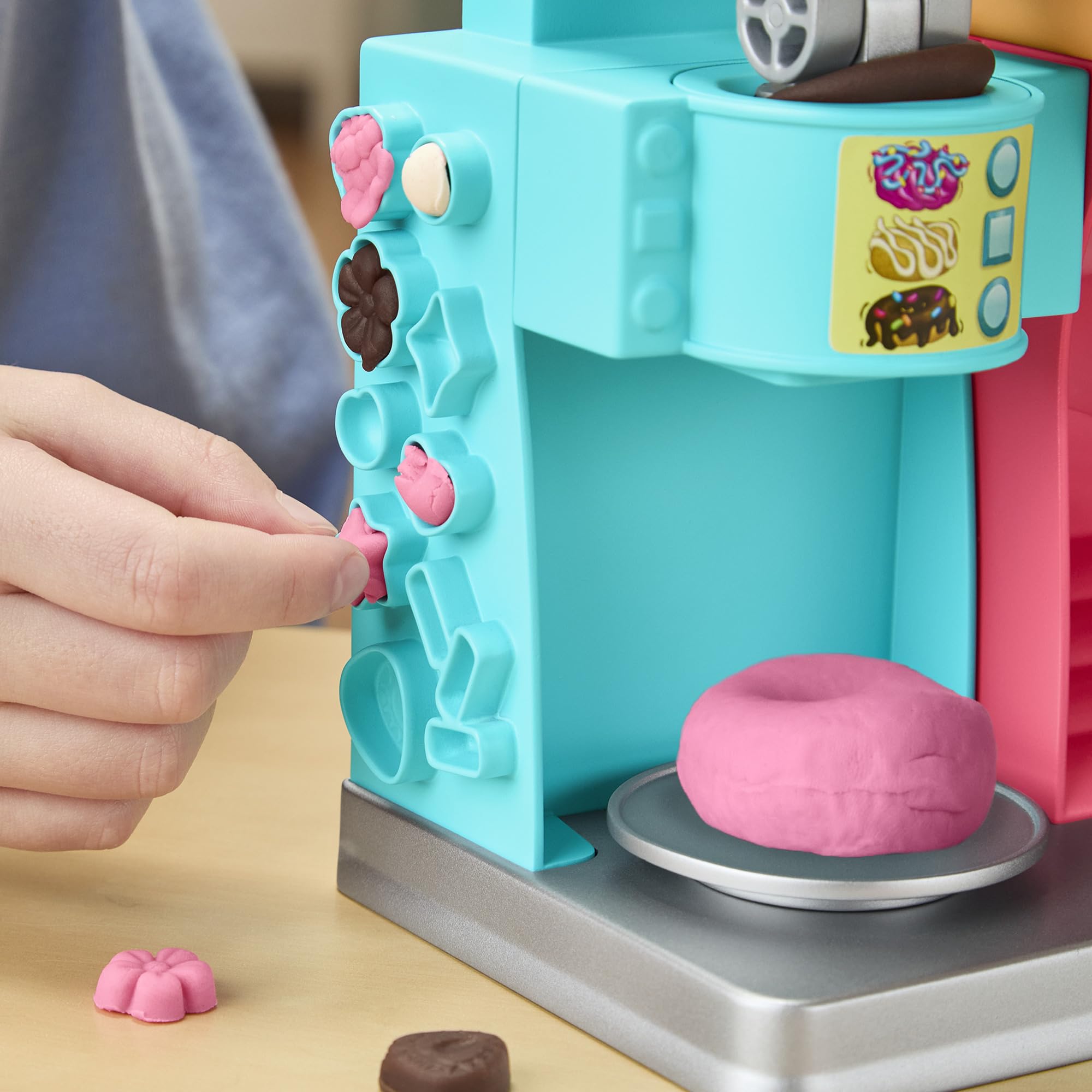 Play-Doh Donut Drop Shop Playset | Kids Arts & Crafts Dough Toy | Ages 3+ 7