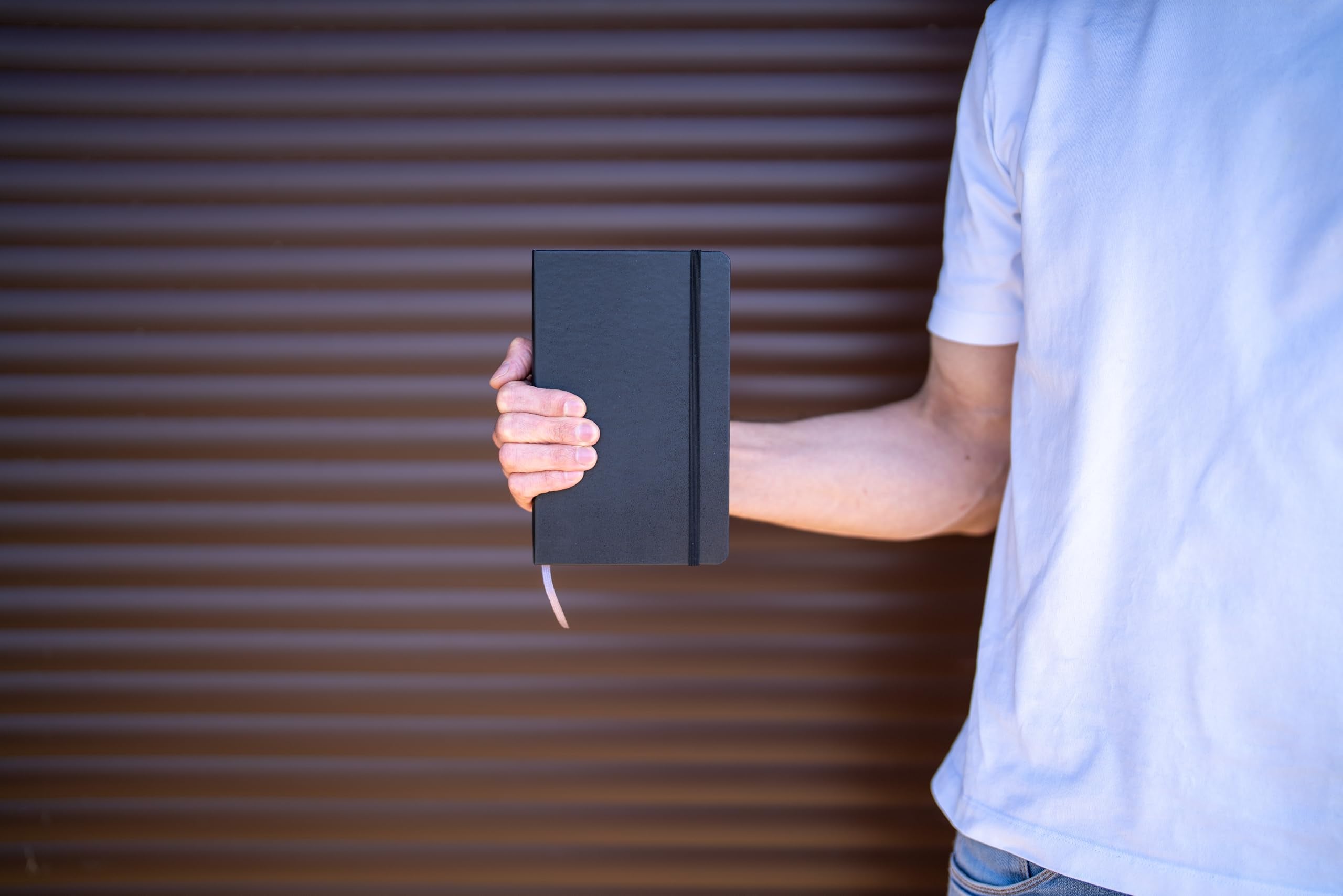 Moleskine Classic Notebook - Soft Cover Ruled Paper Journal | Sapphire Blue | Large A5 | 192 Pages 8