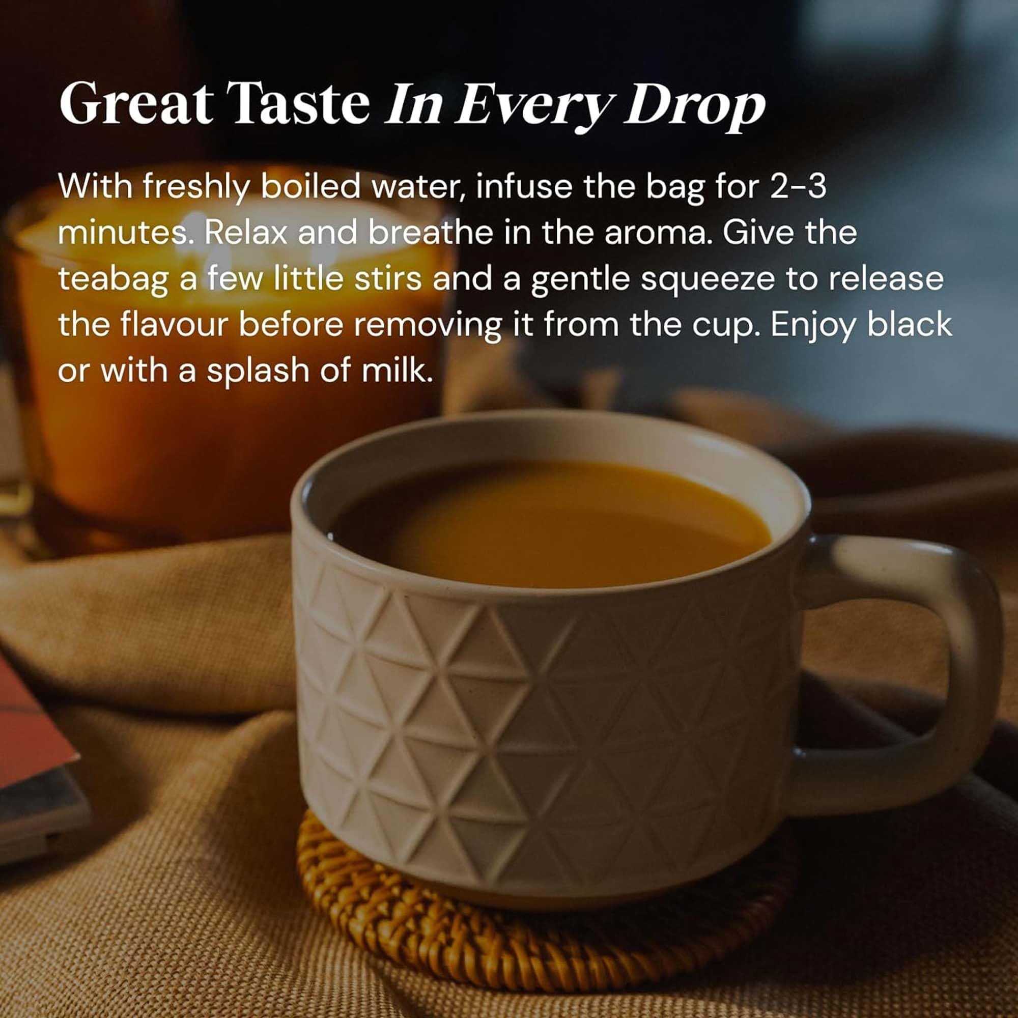 Twinings English Breakfast Decaf Tea - Golden, Well Rounded & Full Bodied Black Tea, 4 x 80 Tea Bags
