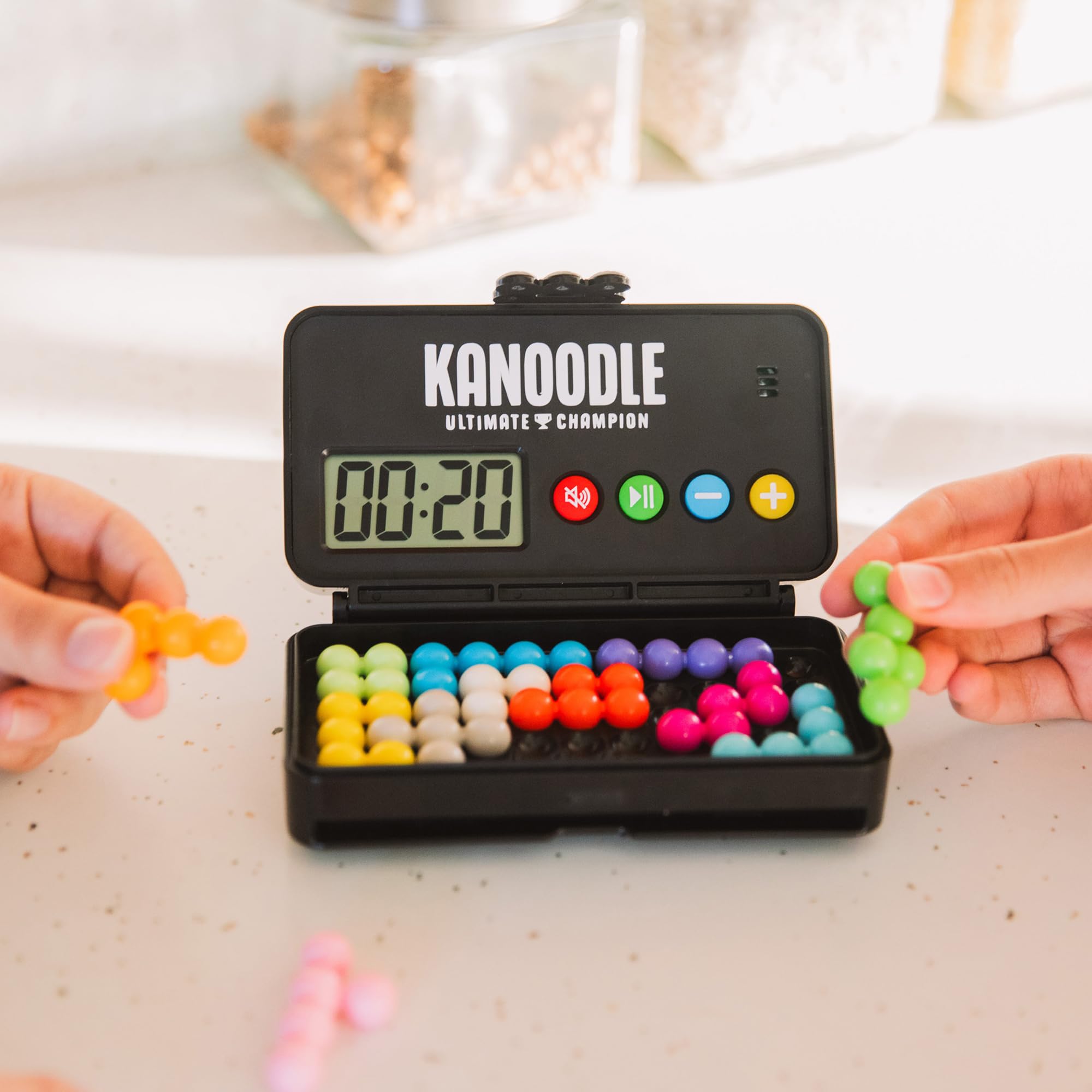 Educational Insights Kanoodle Ultimate Champion Brain Game with 500 Challenges, 2D & 3D Puzzles, Timer