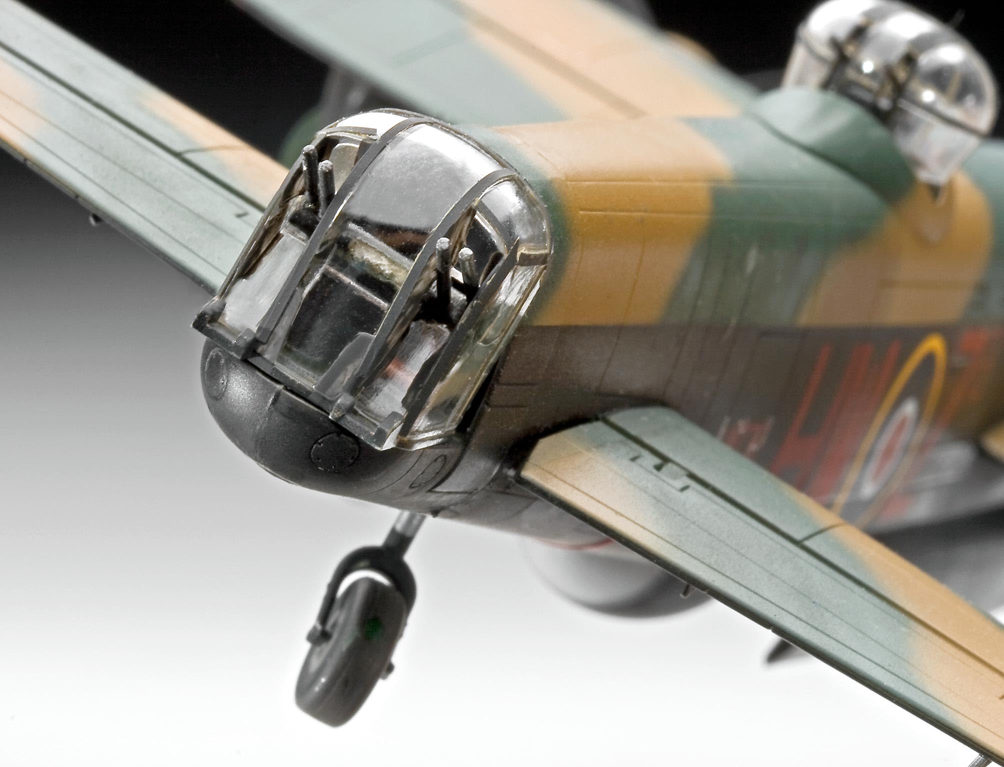 Revell Avro Lancaster Mk.I/III Aircraft Model Kit | 1:72 Scale Plastic | Skill Level 5 6