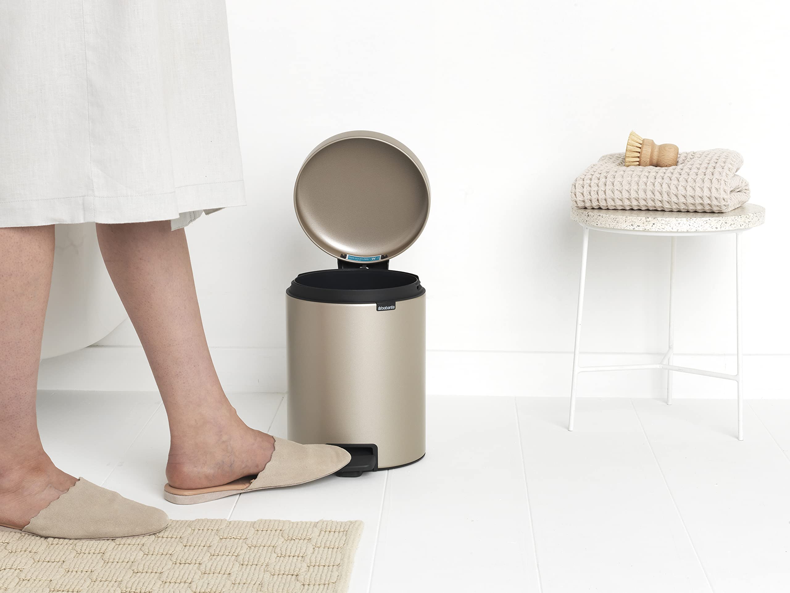 Brabantia PerfectFit Bin Liners - 5L Capacity, Tear-Resistant Plastic, Tie Tape Drawstring, 40 Bags, White 7