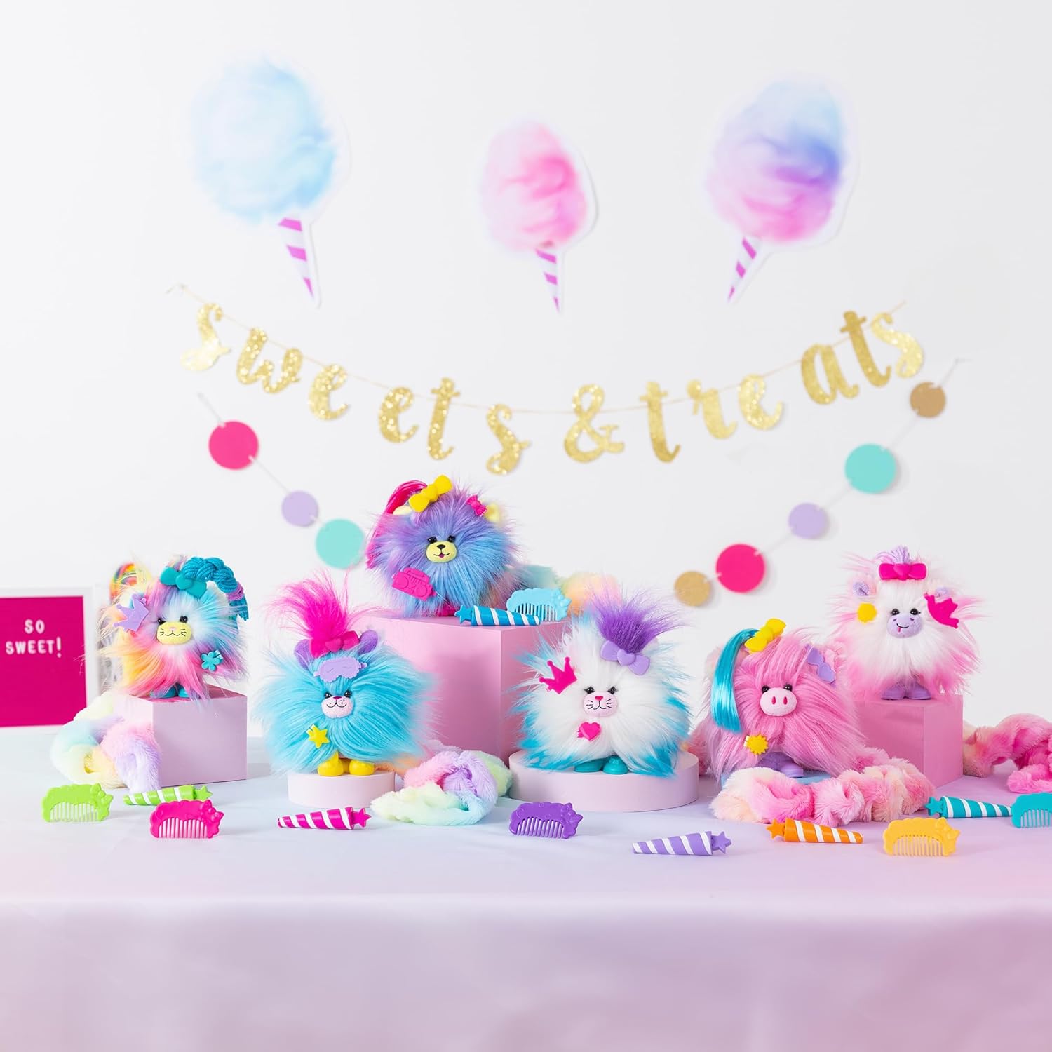 Cotton Candykins - Spin-to-Reveal Fluffy Plush Collectible with Styling Accessories 4
