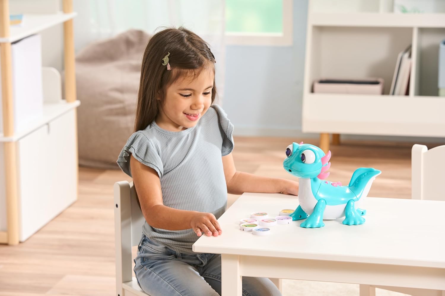 VTech Tasty Treats Axolotl - Interactive Toddler Toy with Fun Reactions & 8 Pretend Snacks 3