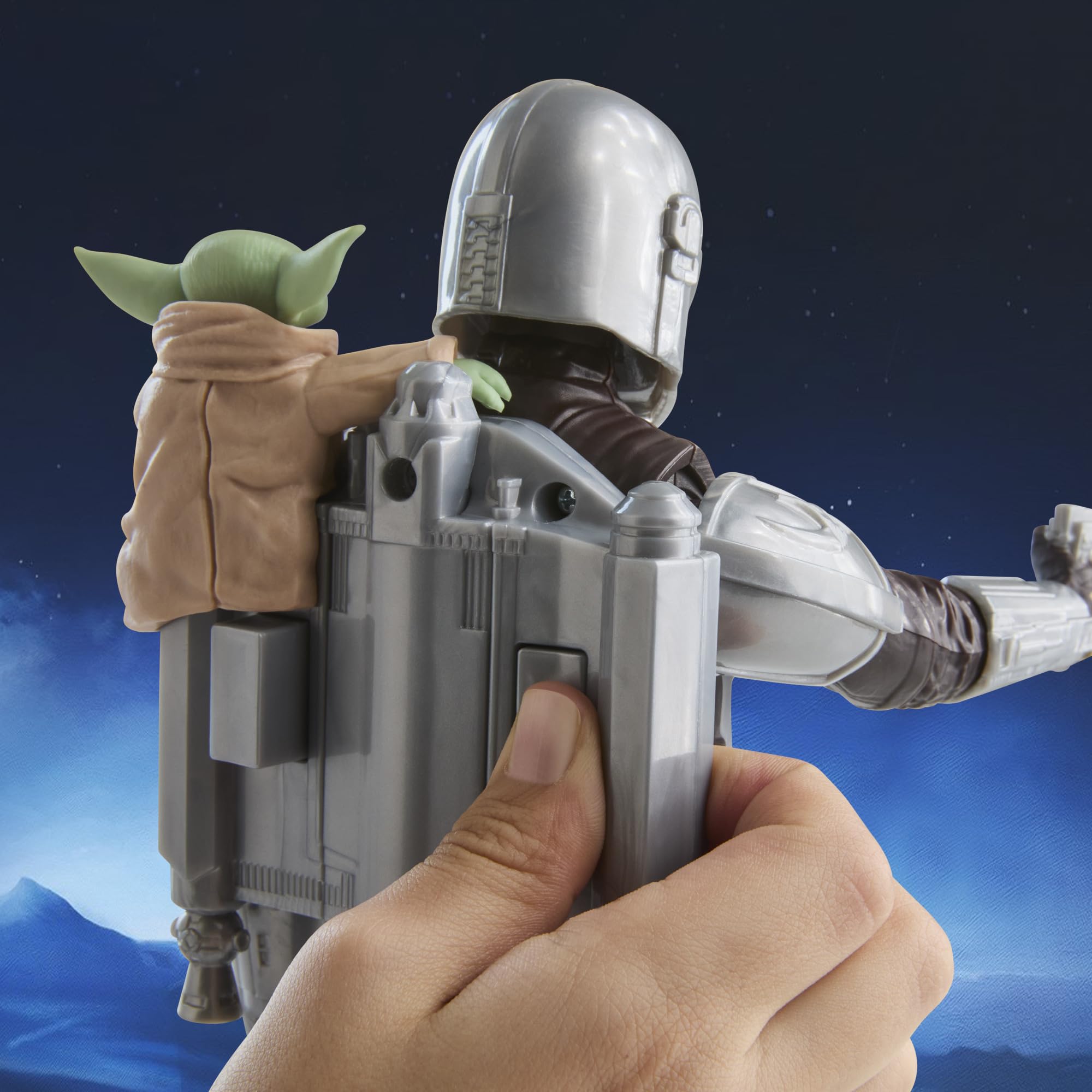 Star Wars The Mandalorian & Grogu Bounty Blaster Action Figure - 28 cm | Interactive Sound & Movement 8