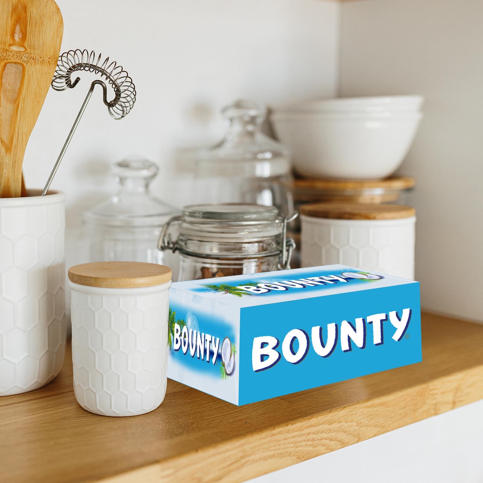 Bounty Coconut & Milk Chocolate Box, Bulk 24-Pack, 57g Bars 5