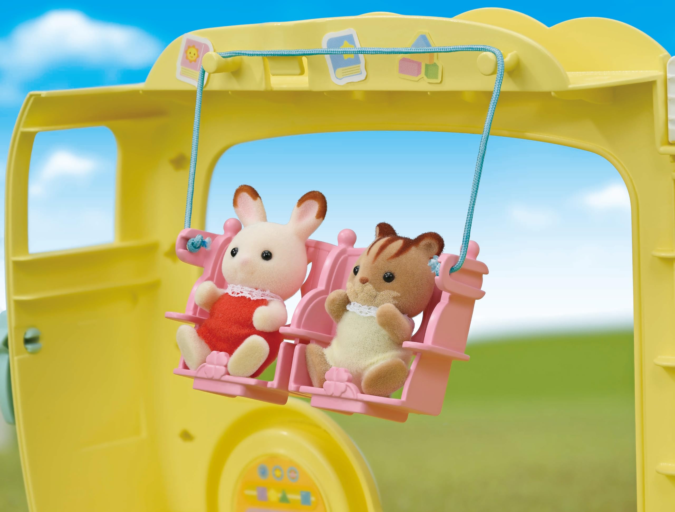 Sylvanian Families Rainbow Fun Nursery Bus Playset | Seats 28 Babies | Ages 3+ 5