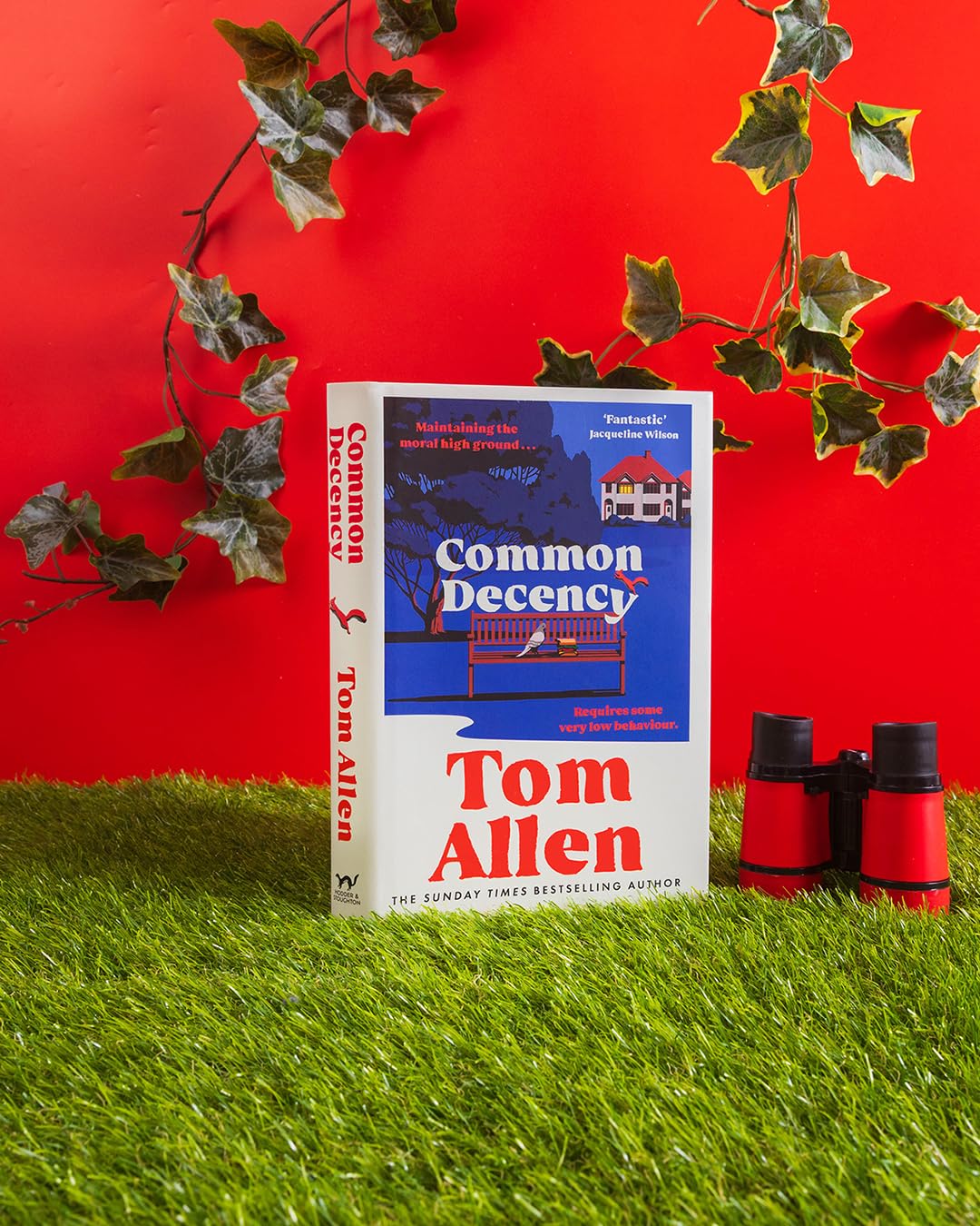Tom Allen - Common Decency | Contemporary Fiction Hardcover 4