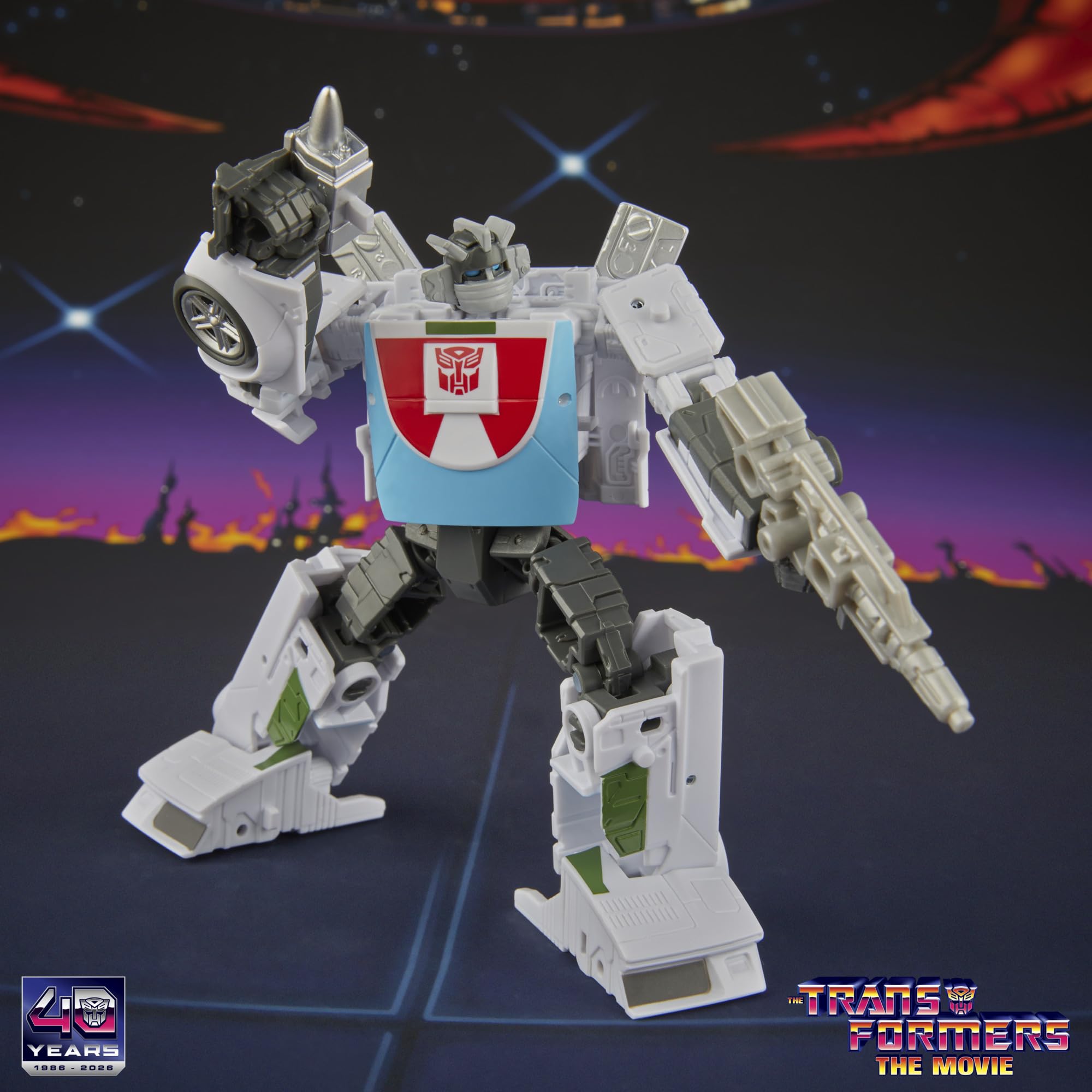 Transformers Studio Series Wheeljack Deluxe Class Action Figure | 12.5-cm/5-inch | Ages 8+ 5