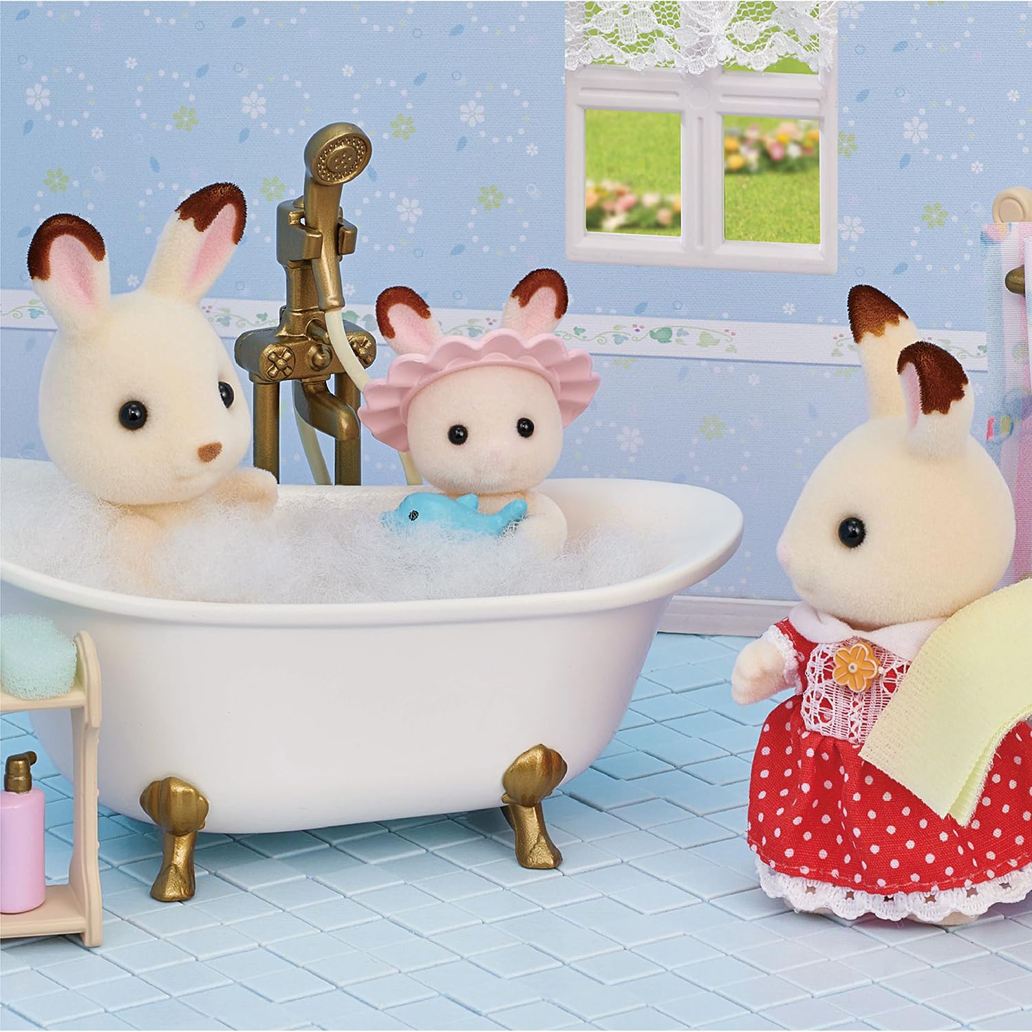 Sylvanian Families Bath & Shower Set - Antique Style Furniture | Ages 3+ 5