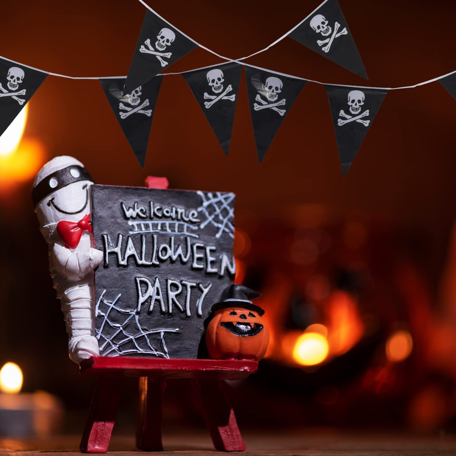 SHATCHI Pirate Bunting Banner Garland - 6M Plastic Skull & Crossbones Decoration 6