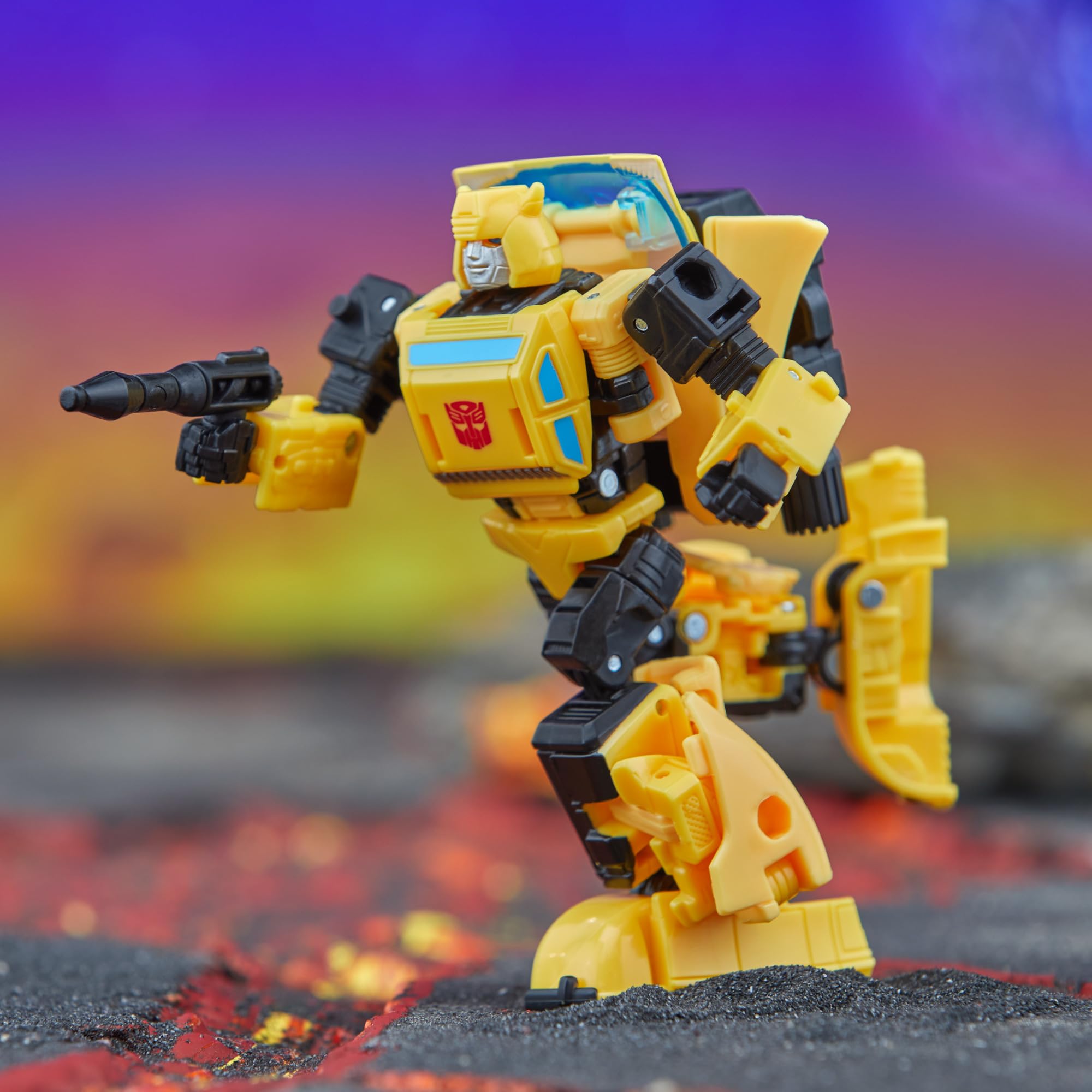 Transformers Legacy Deluxe Class Origin Bumblebee Action Figure - 5.5 Inch, Ages 8+, Yellow 7
