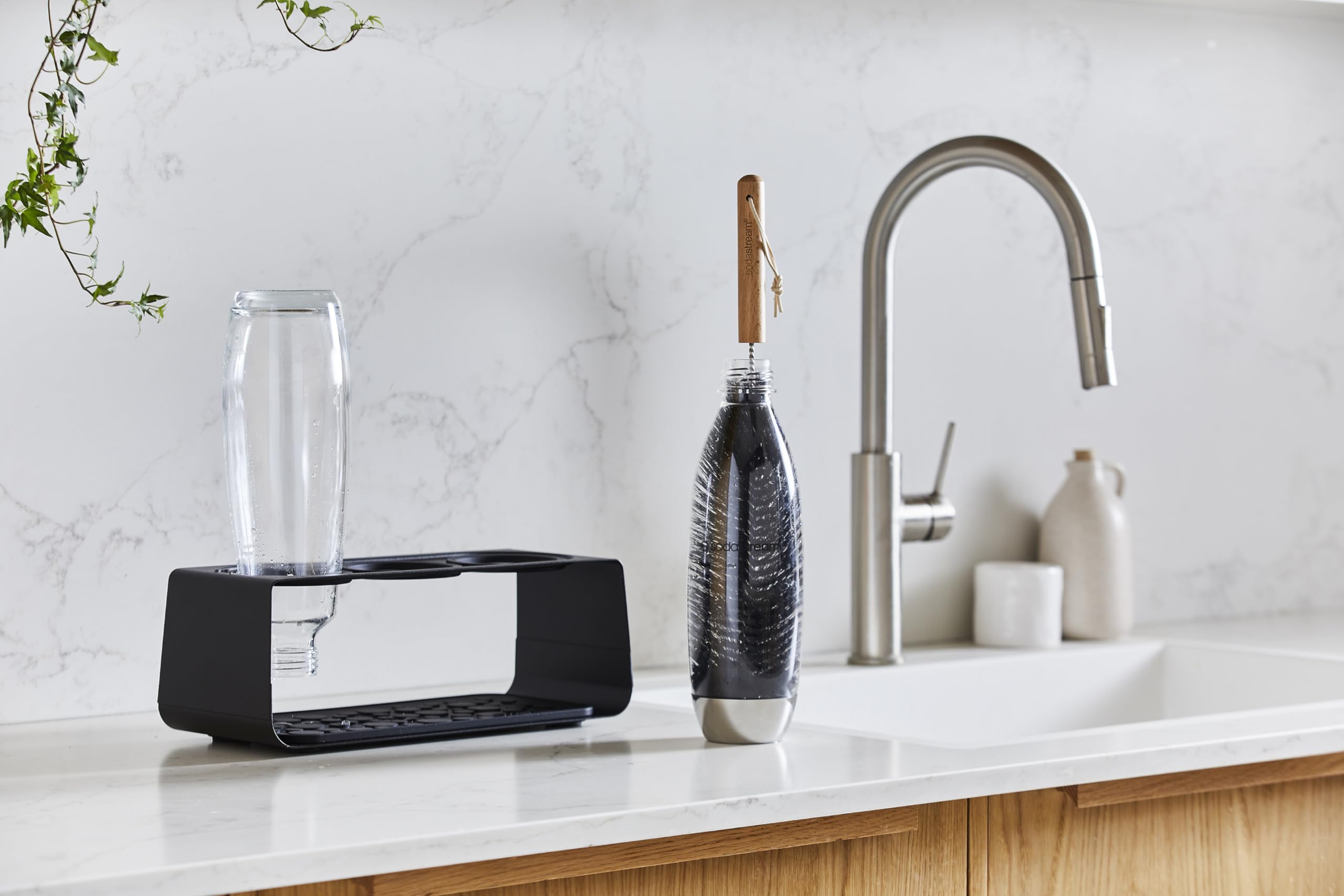 sodastream Bottle Brush - Flexible Cleaning for Plastic & Glass Bottles | Natural Wood Handle 3