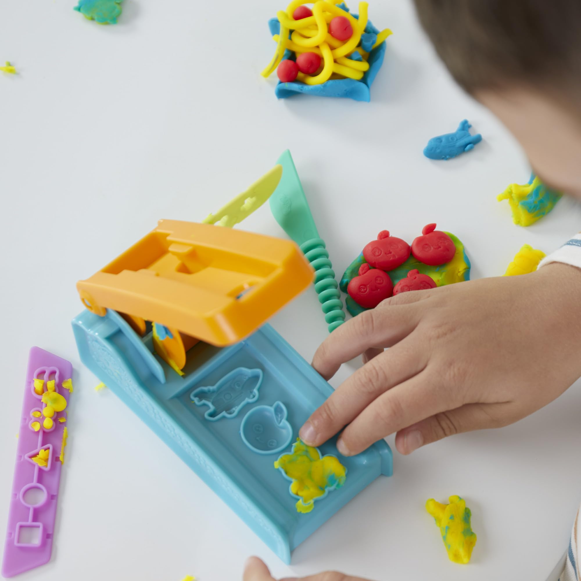 Play-Doh Fun Factory Starter Set - Squeezes 10 Shapes | Includes 3 Colors | Ages 3+ 3