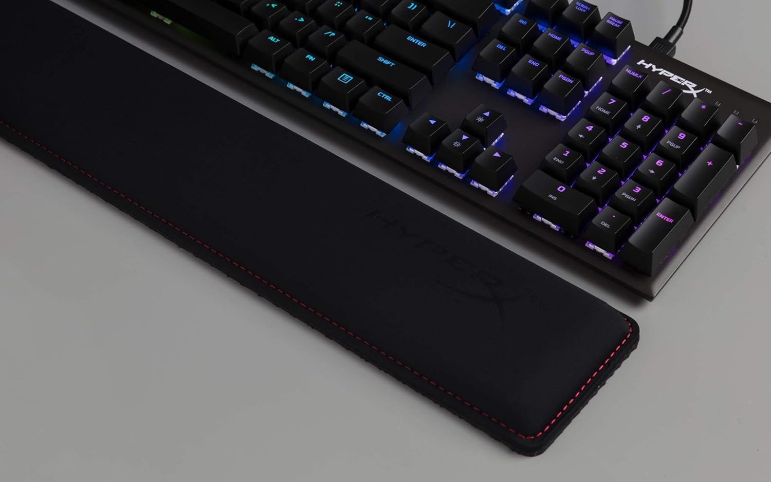 HyperX HX-WR Wrist Rest for full-sized keyboards, 8.8cm x 45.7cm x 2.2cm 6