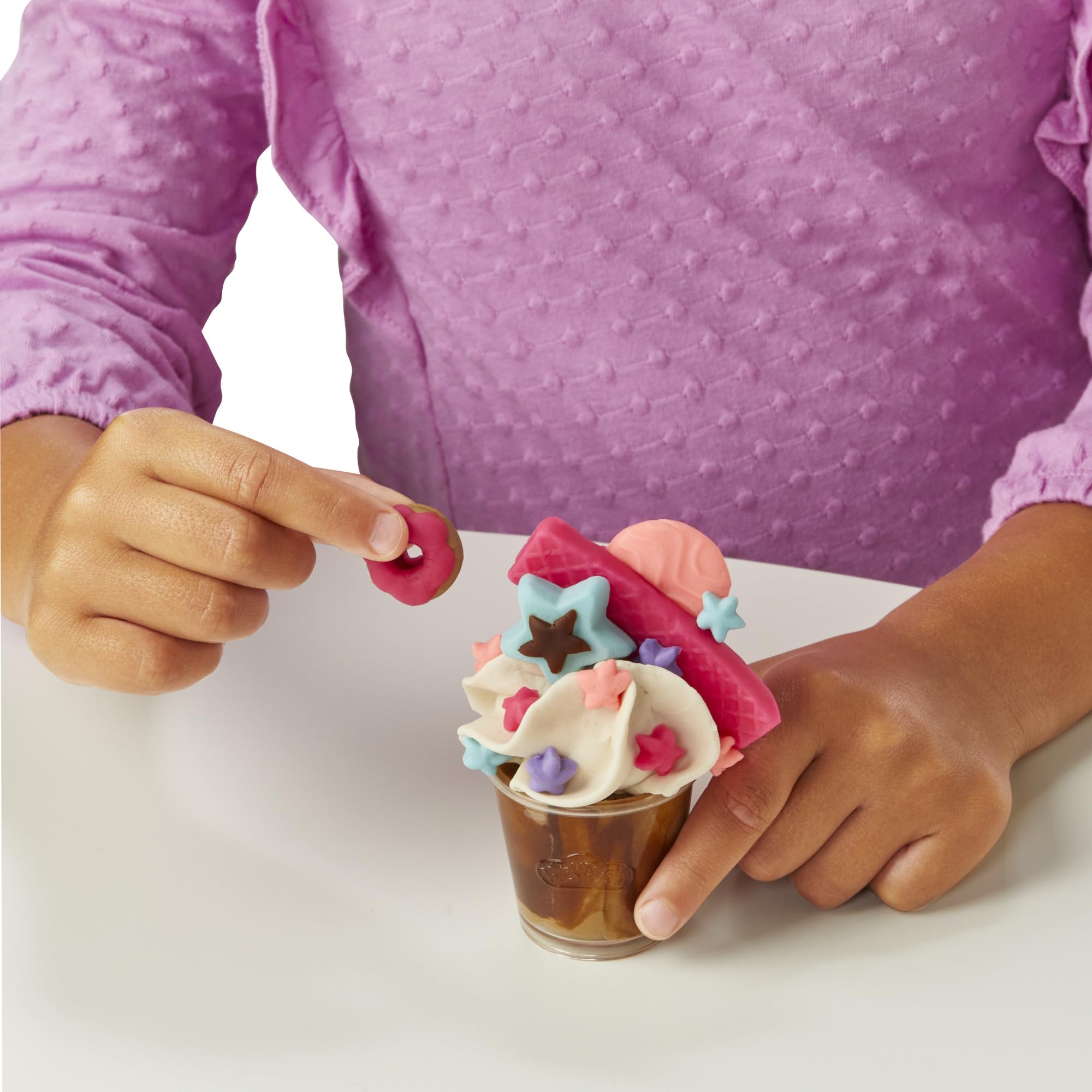 Play-Doh Kitchen Creations Super Colourful Cafe Playset with 20 Accessories and 8 Pots