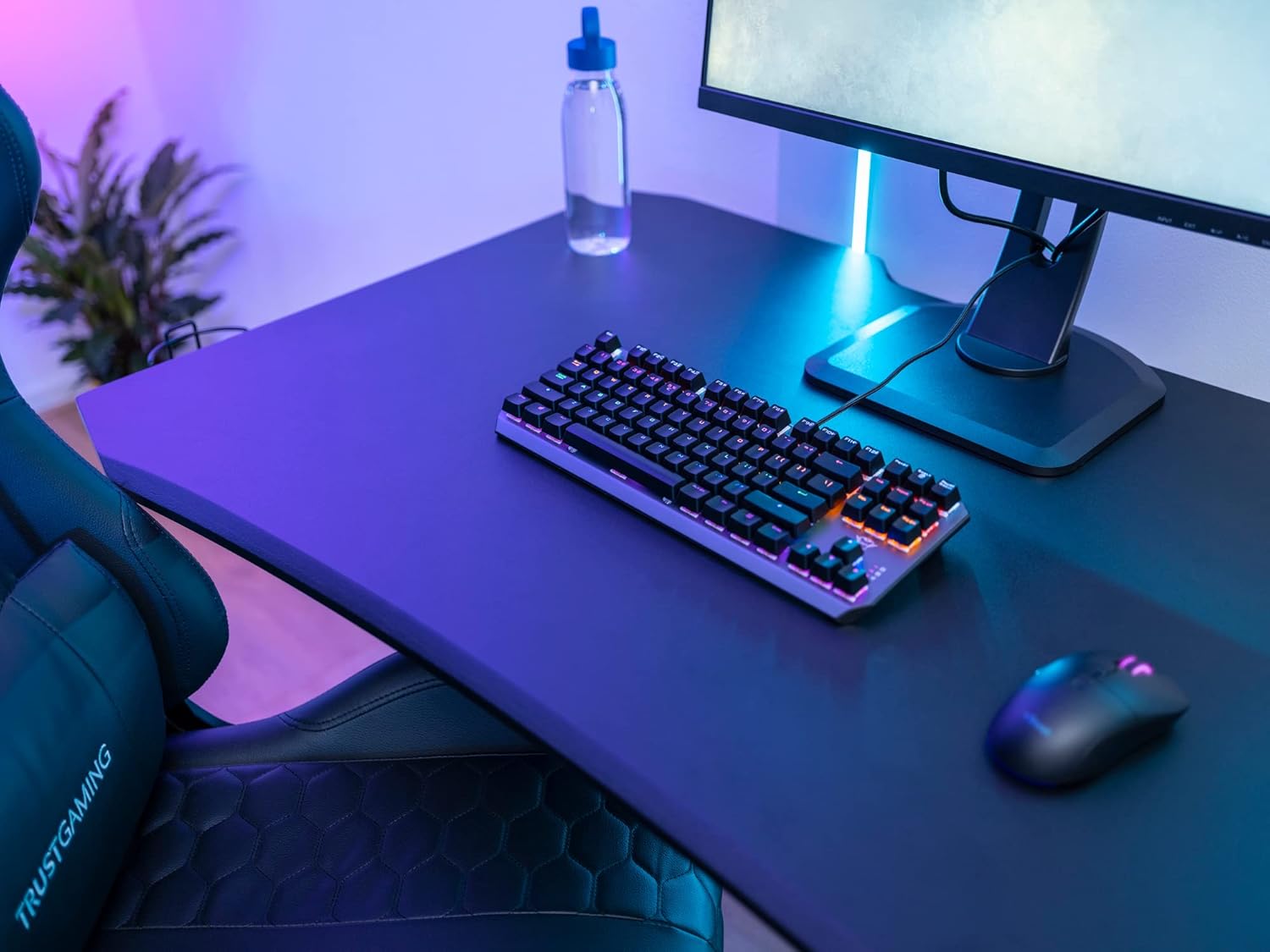 Trust Gaming GXT 834 Callaz TKL Mechanical Gaming Keyboard with UK Layout, Compa 6