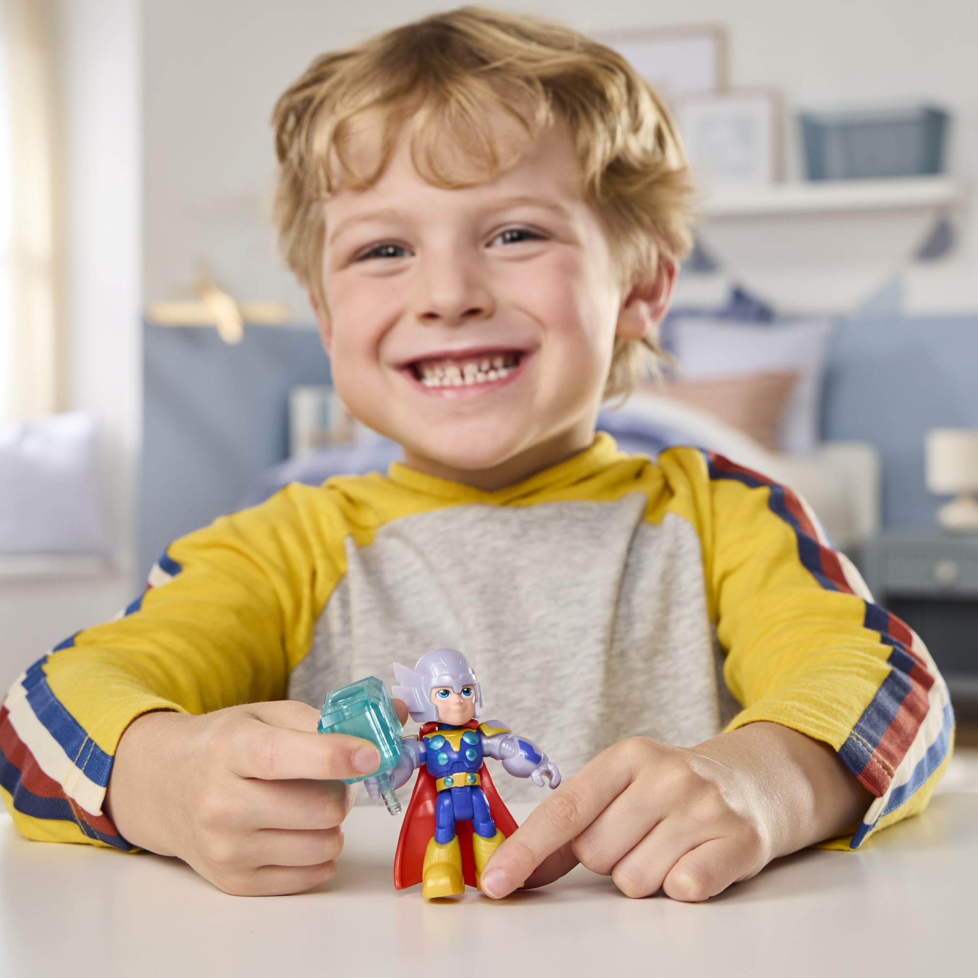Marvel Thor Action Figure - 3 Inch Poseable Toy with Hammer & Cape | Ages 3+ 3