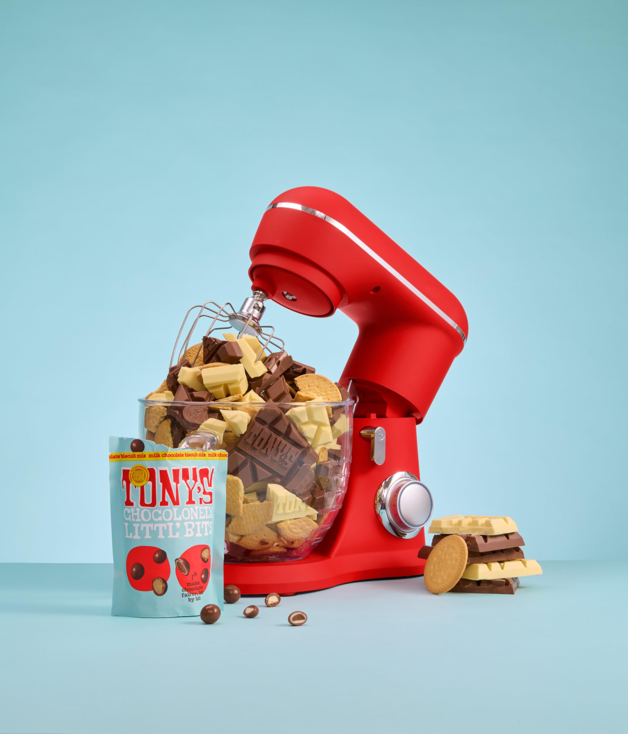 Tony's Chocolonely Littl’ Bits Chocolate Mix Balls - Mini Milk & White Chocolate with Biscuit 5