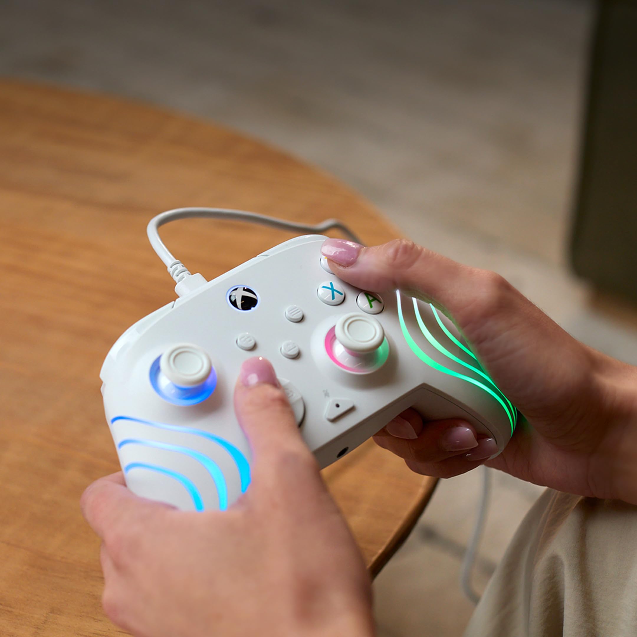 Turtle Beach Afterglow Wave Weißer kabelgebundener RGB-Gaming-Controller für Xbox &amp; PC 8