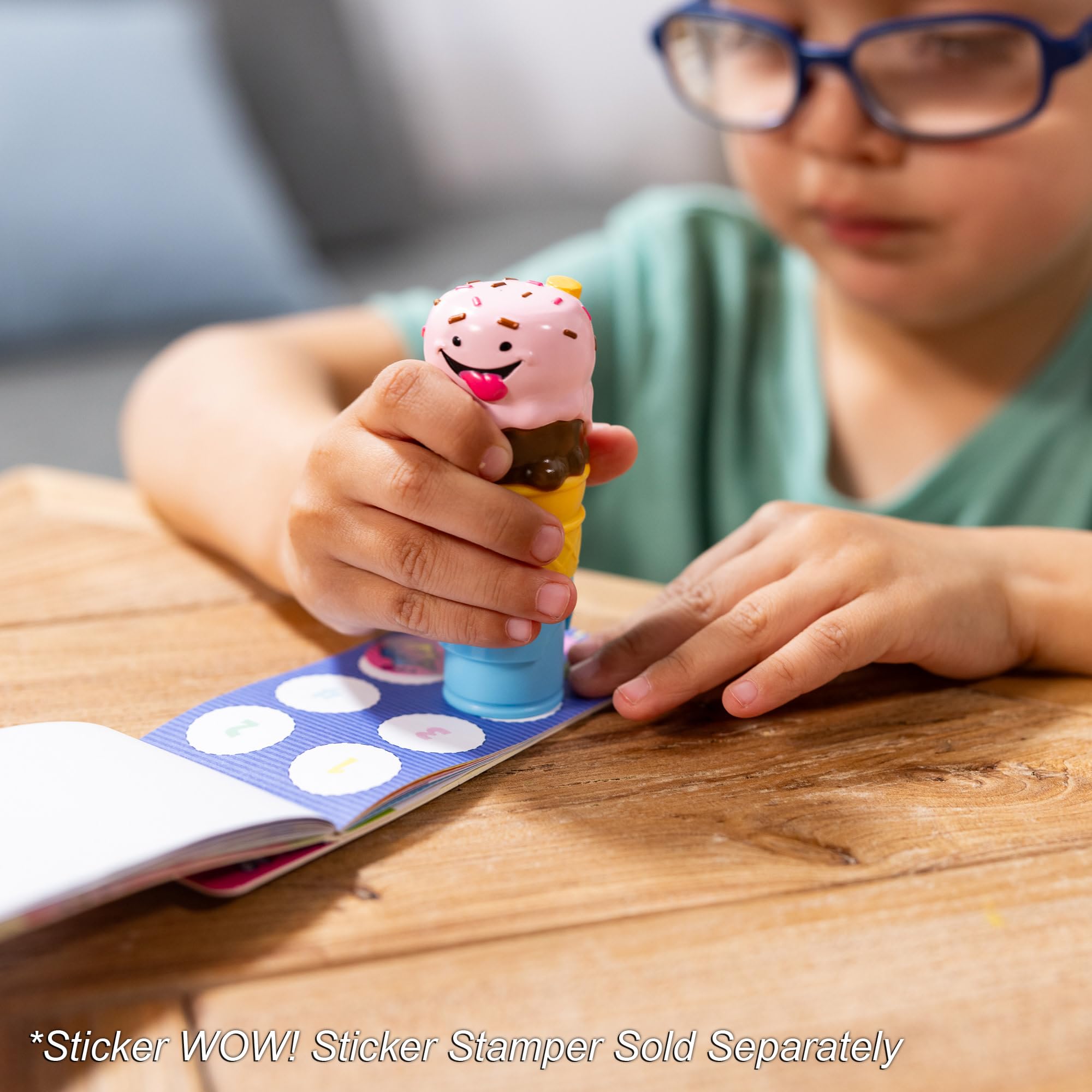 Melissa & Doug Sticker Wow! Mini Activity Pad & 200 Refill Stickers | Favourite Things Theme | Ages 3+ 7