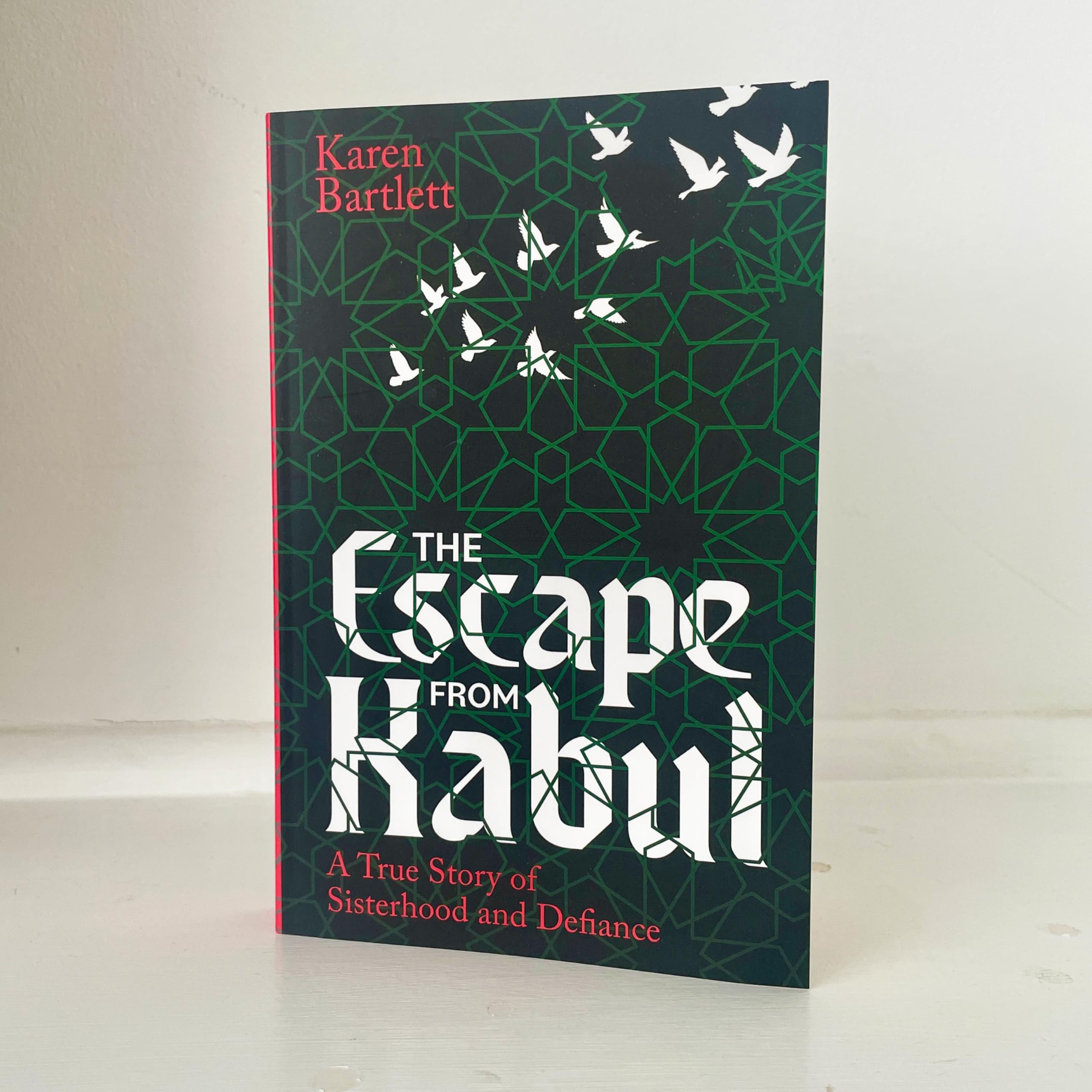Duckworth The Escape from Kabul - Winner of the Orwell Prize for Political Writing | Paperback 6