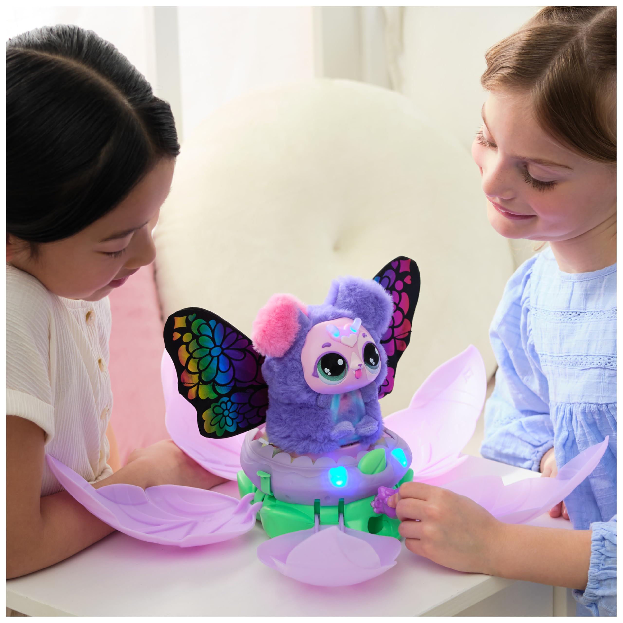 HATCHIMALS Bloomables Puppyfly Surprise Interactive Toy with Flower and Accessories 6