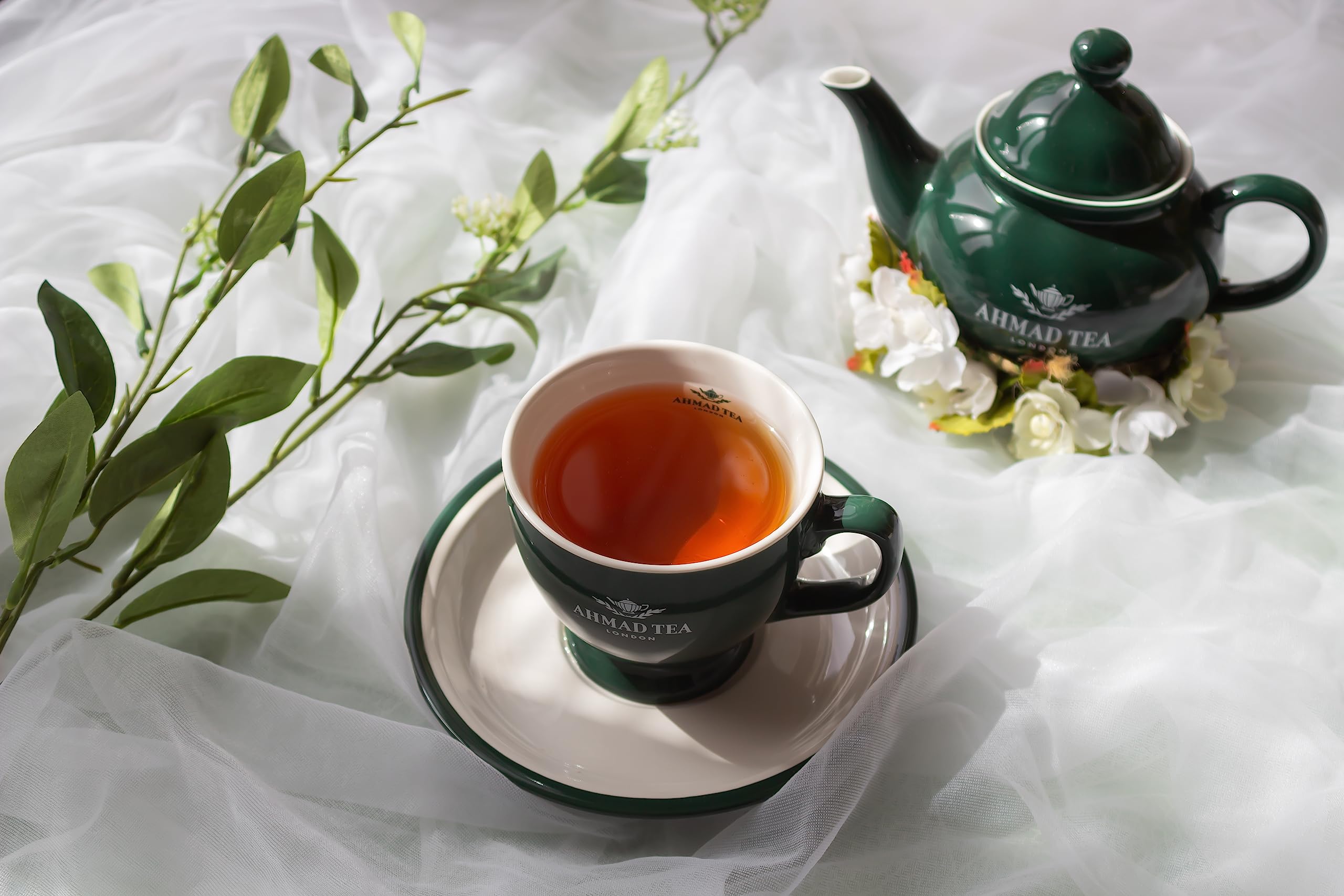 Ahmad Tea English Scene Caddy - 100g Loose Leaf Ceylon Black Tea 4