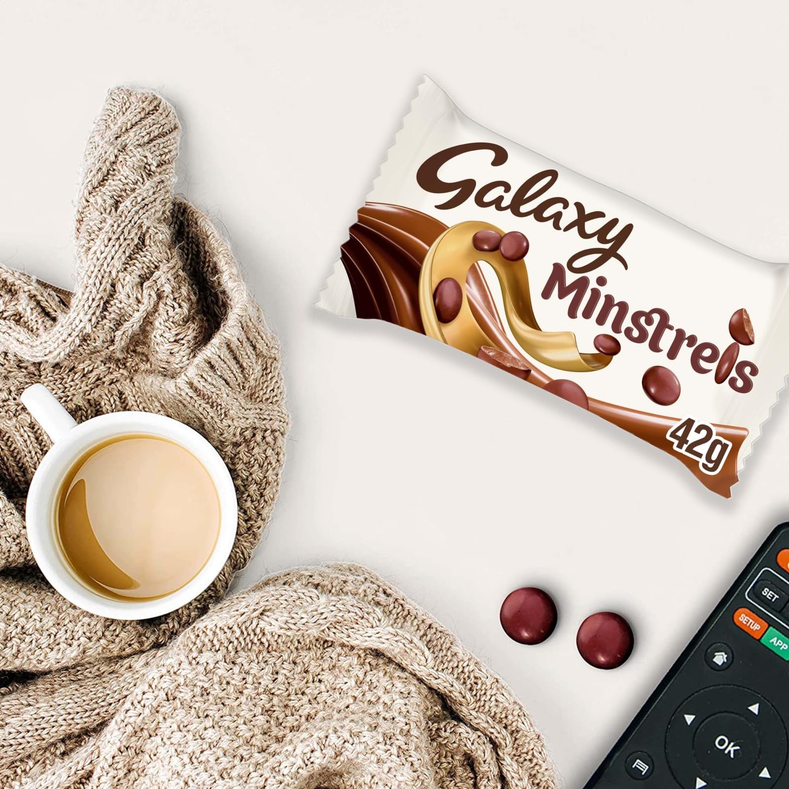Galaxy Minstrels Milchschokolade, Großpackung – 40 Beutel à 42 g, zarte Schokolade mit knuspriger Zuckerhülle 7