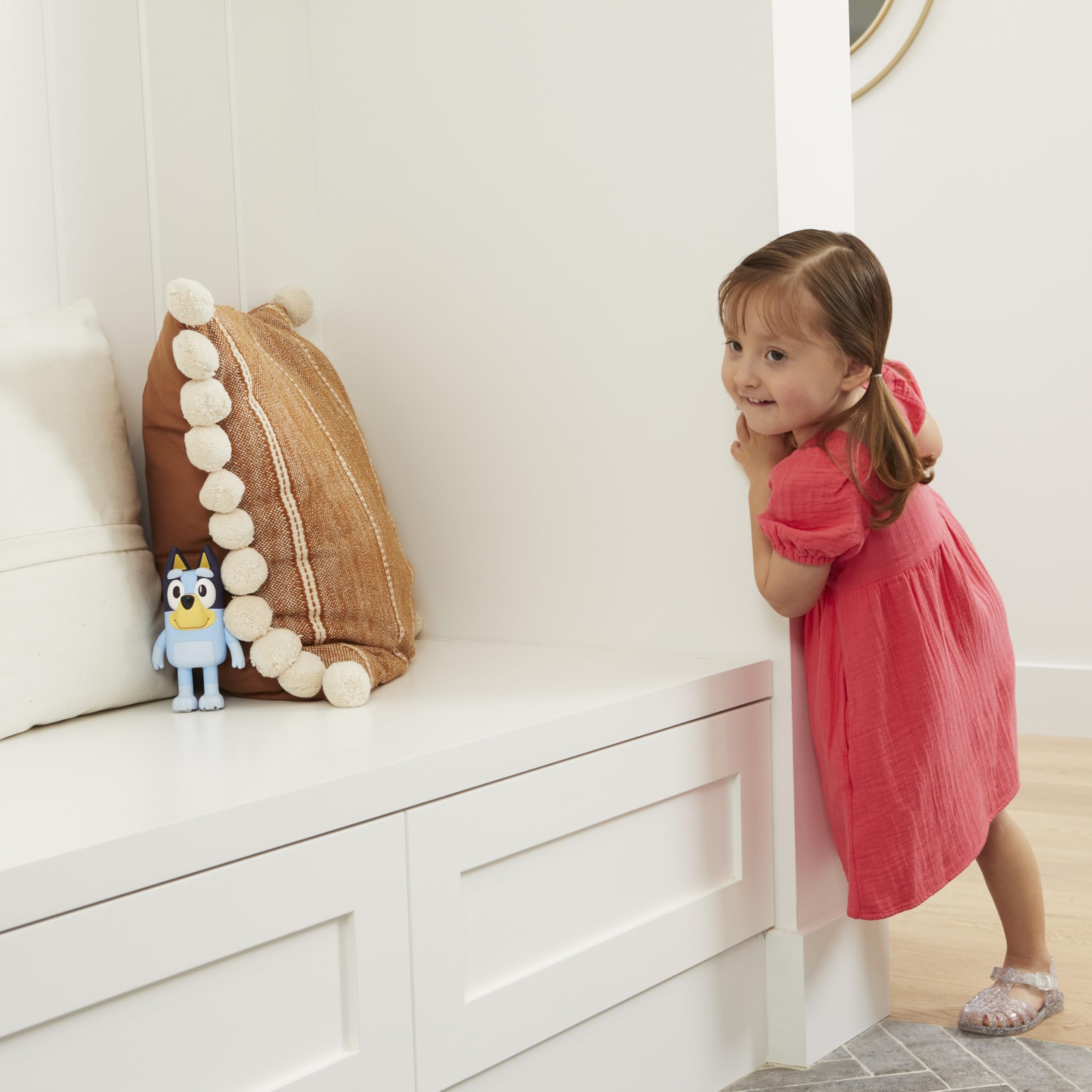 Bluey Hide & Seek Game - Interactive Electronic Figure with Sound and Dance Mode for Kids 3+ 5