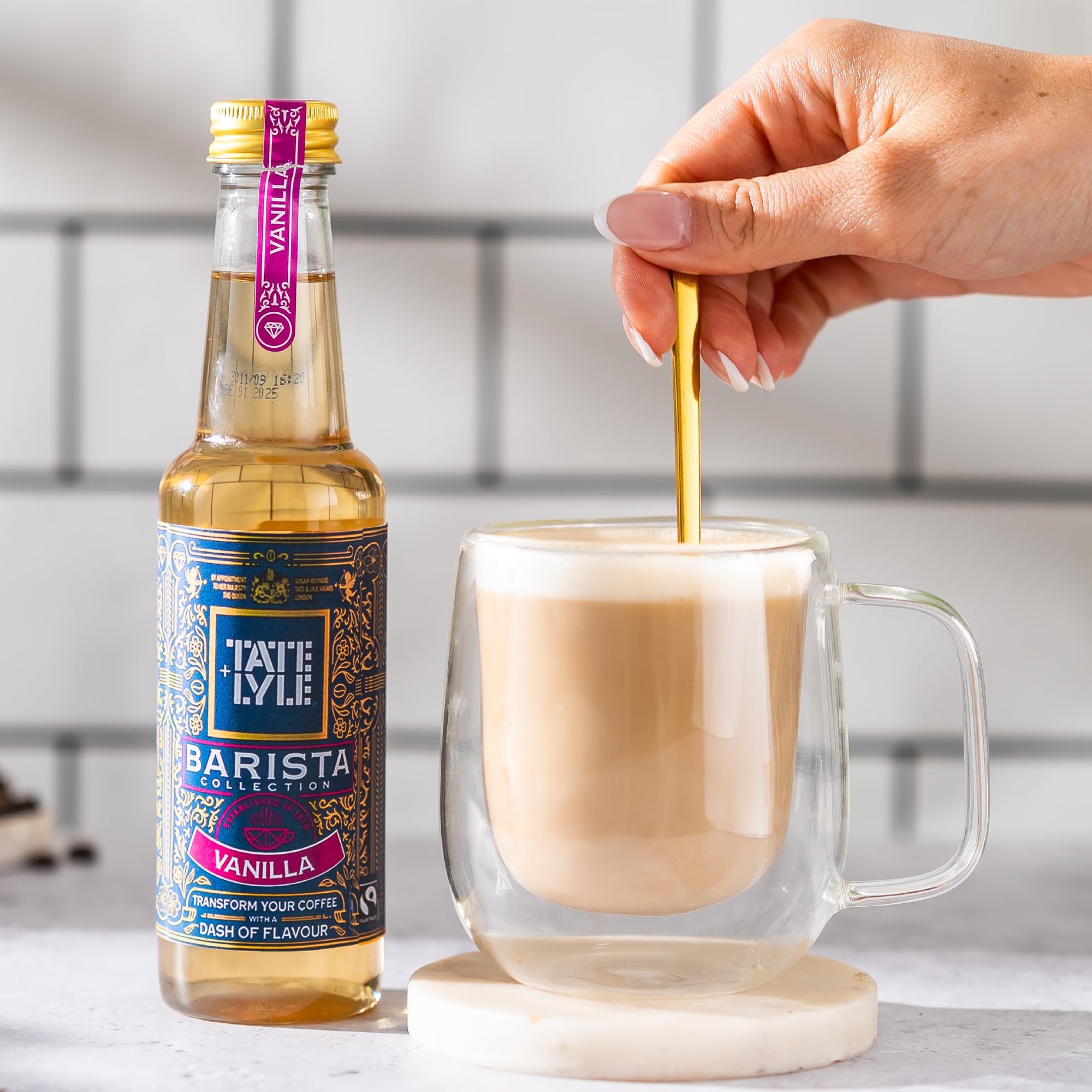 Tate & Lyle Vanilla Coffee Syrup - Fairtrade Pure Cane Sugar | 750ml Bottle 5