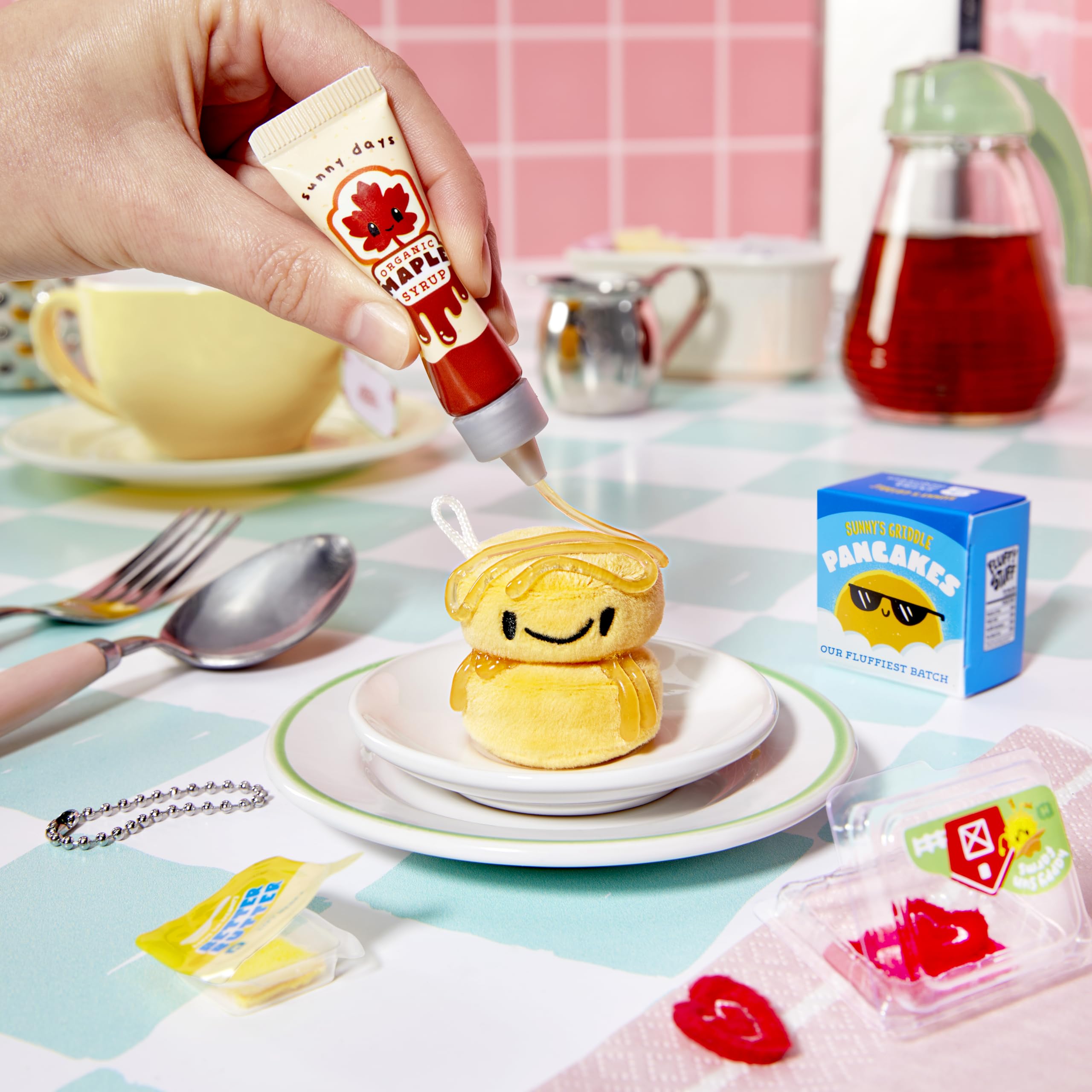 MGA's Miniverse Make It Mini Plush - DIY Food-Themed Plush Craft Kit | No Sewing Required | Collectible 9