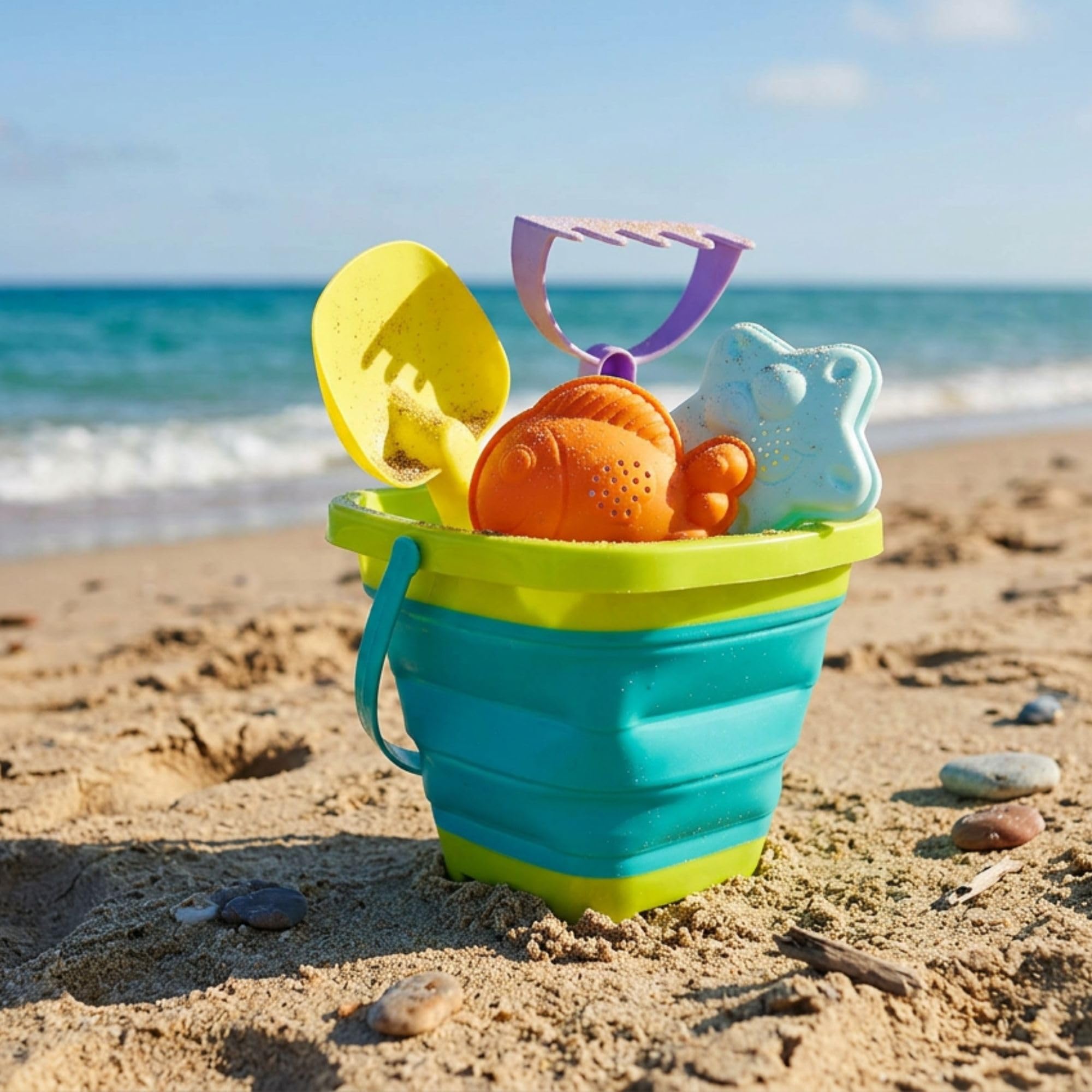 Yello 5pc Silicone Collapsible Bucket Set with Beach Moulds & Tools for Children Aged 3+ 3