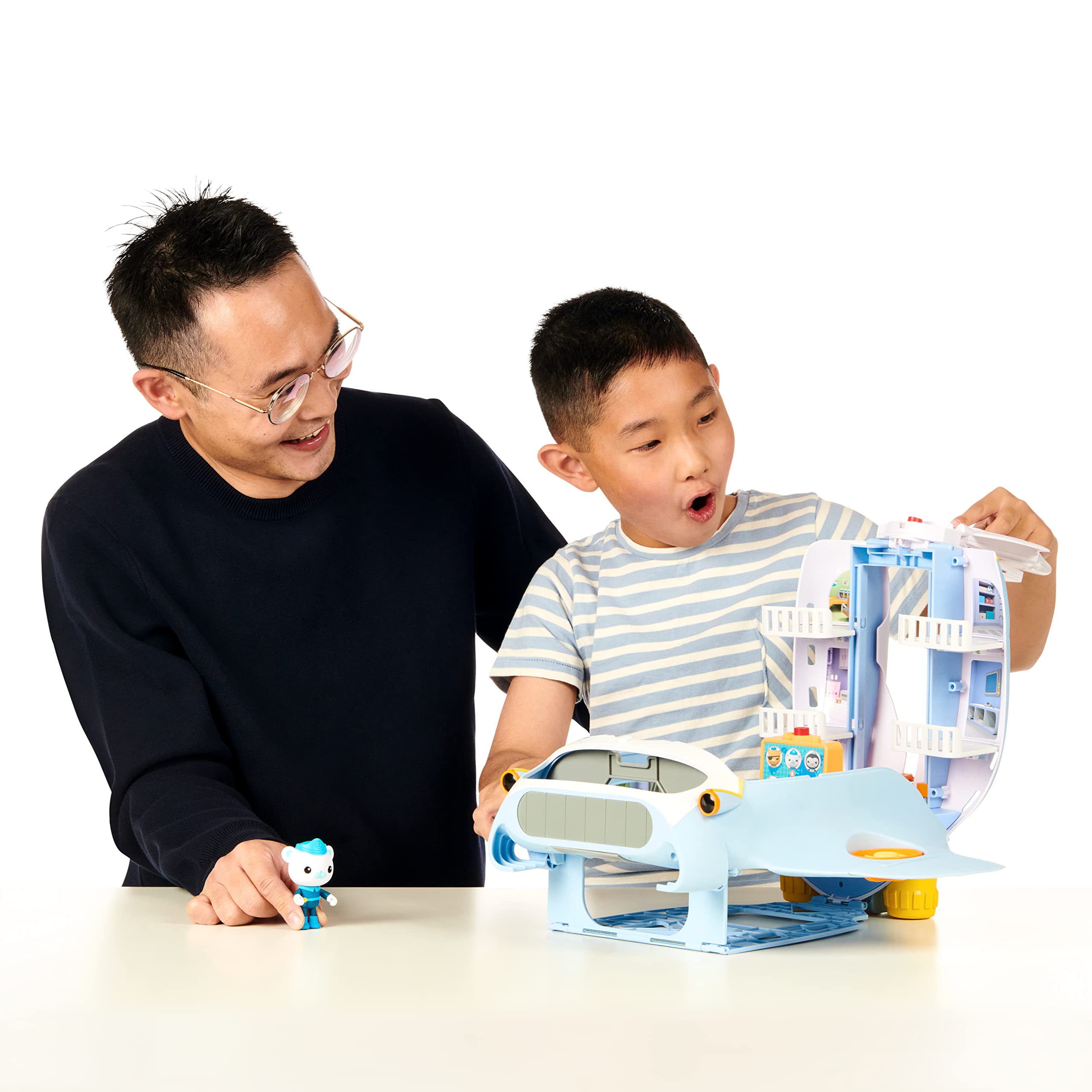 Octonauts Octoray Verwandelbares Spielset mit Lichtern und Geräuschen – 7-teiliges Set mit Captain Barnacles-Figur 9