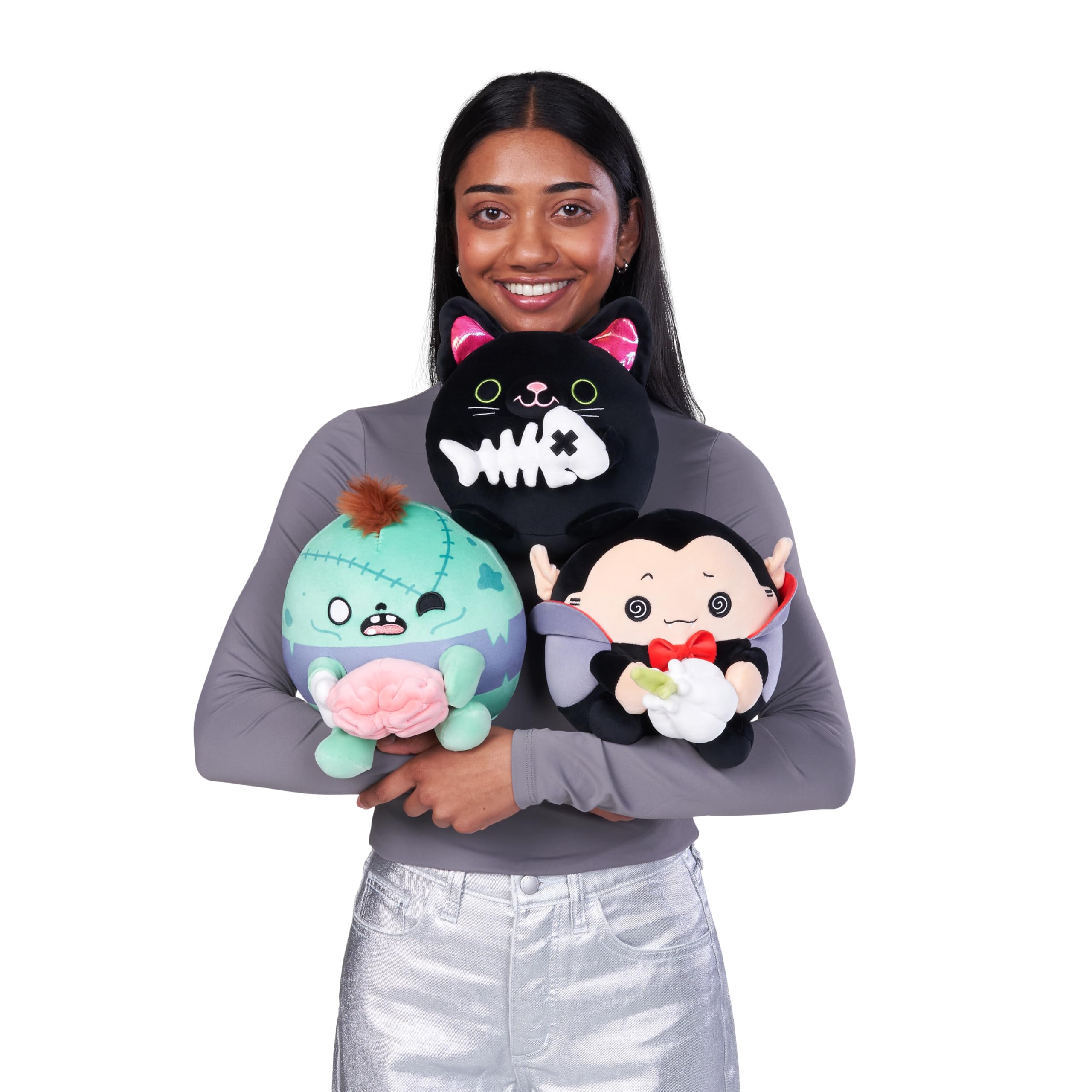 Snackles Draco the Vampire 8-inch Soft Doll with Garlic Bulb Plush Toy by ZURU 8