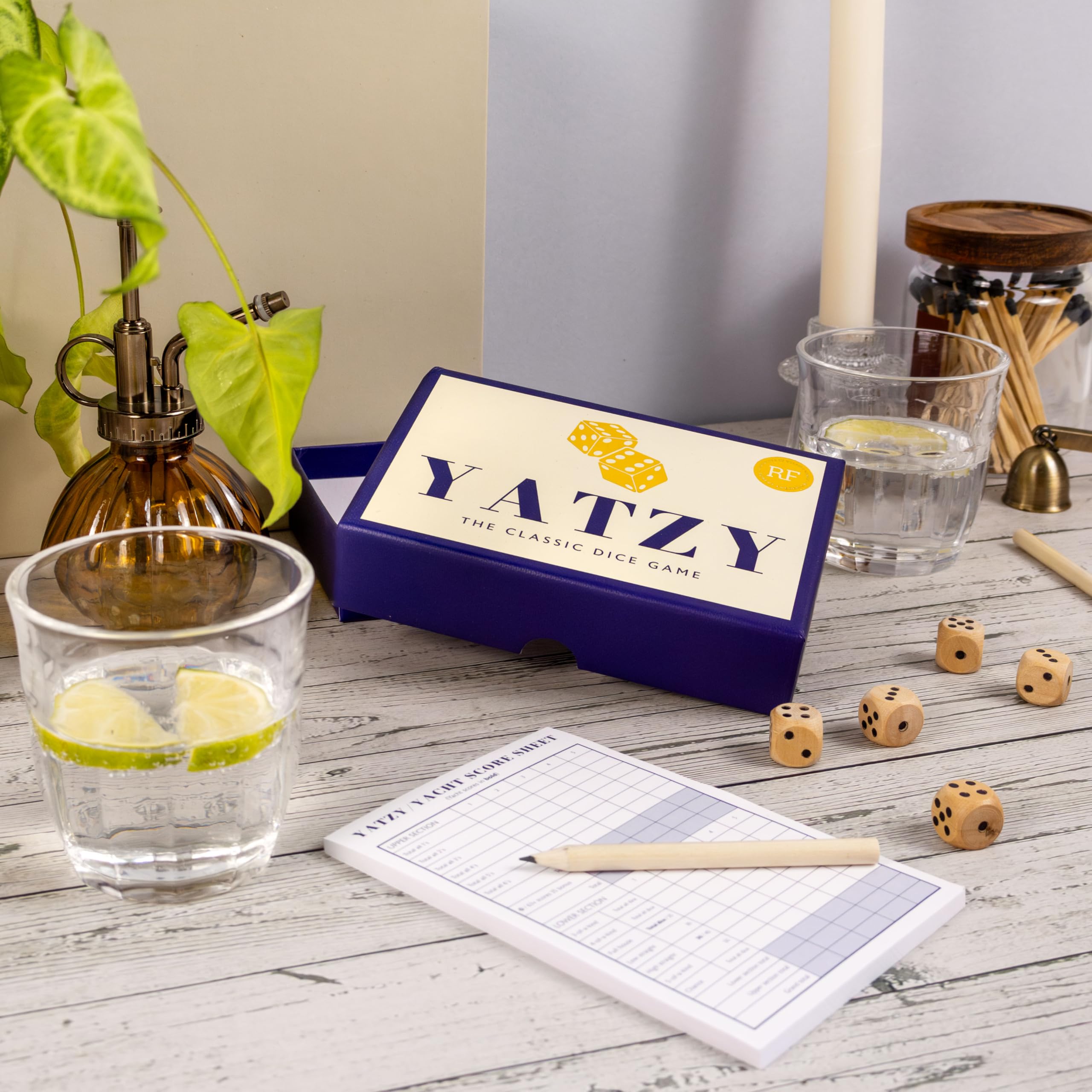 Robert Frederick Yatzy Classic Dice Game - 5 Wooden Dice | Premium Gift Box | Unisex Adult