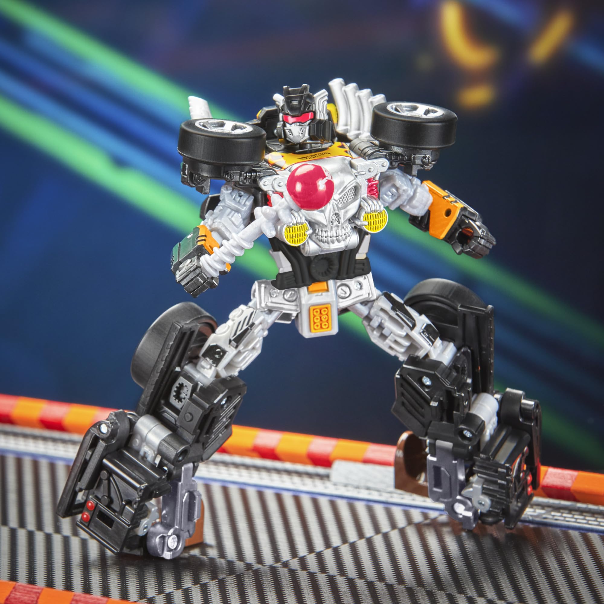 Transformers Bone Shaker - Hot Wheels x Collaborative Converting Action Figure | 12.5 cm 7