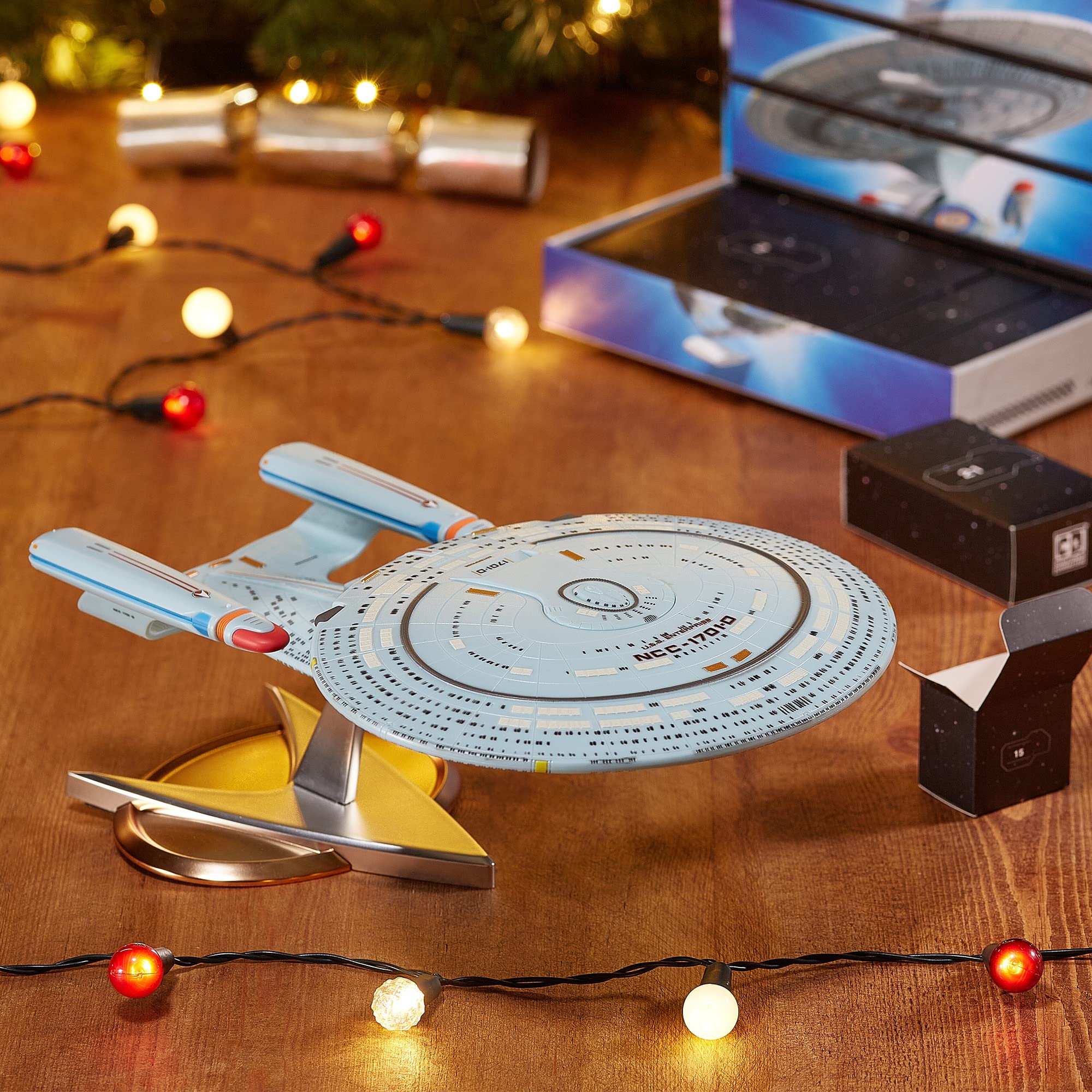 Numskull CC Countdown Characters - Star Trek USS Enterprise NCC-1701-D Collectible Figurine 5