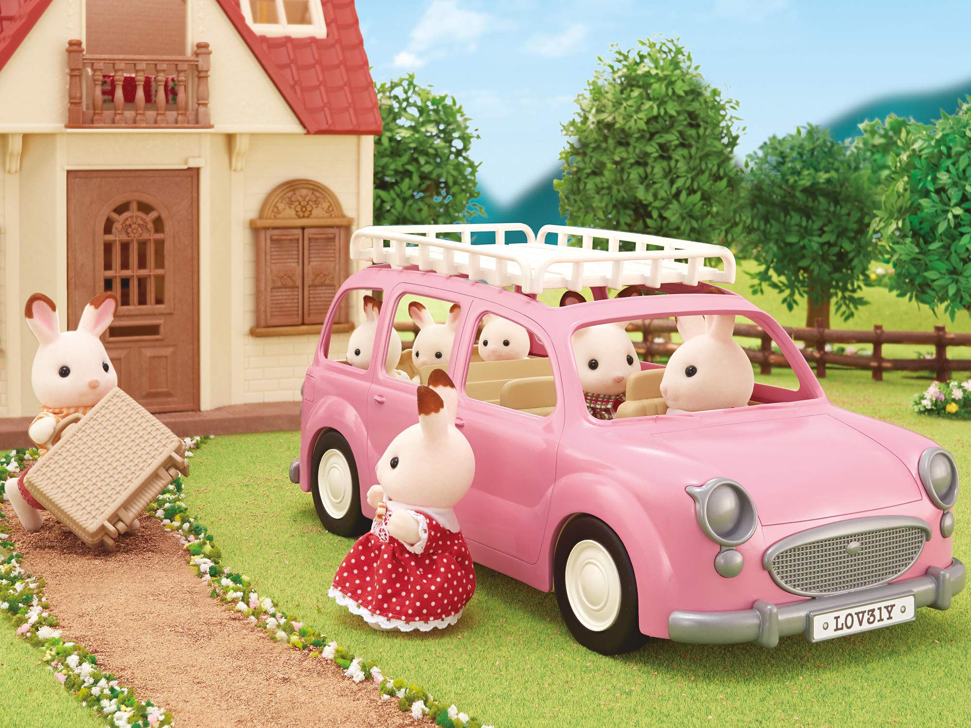 Sylvanian Families Family Picnic Van Playset - Fits 8 Figures | Multicolor Plastic | Ages 3+ 7