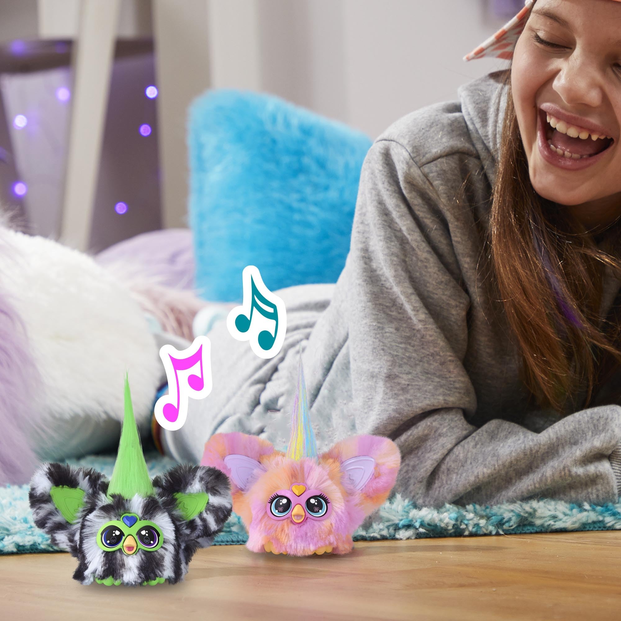 Furby May-May and Greenie-Meanie Fierce and Fabulous Pack of 2 Electronic Plush Toys 9