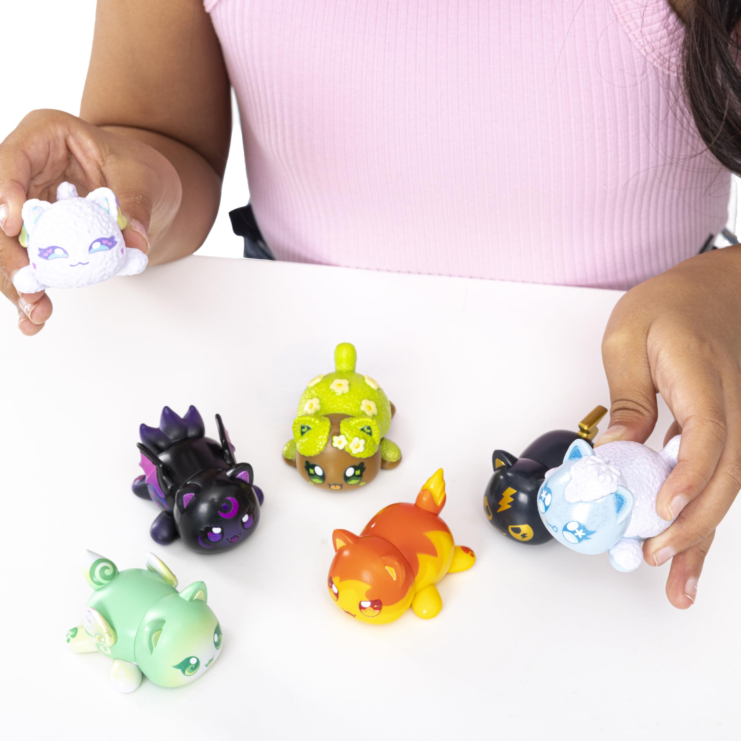 Aphmau MeeMeow Mystery Figures - Series 7 Elemental Theme Blind Box | 2.5 Inch Plastic Figure 5