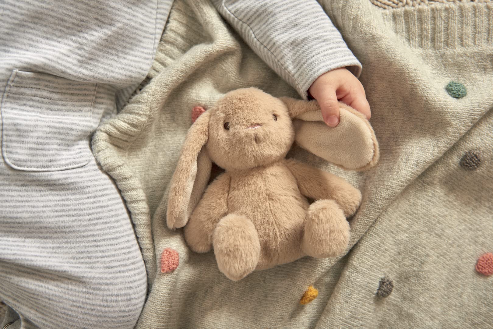 Mamas &amp; Papas Willkommen auf der Welt Hasen-Beanie-Spielzeug – Plüsch-Stofftier für Neugeborene 4