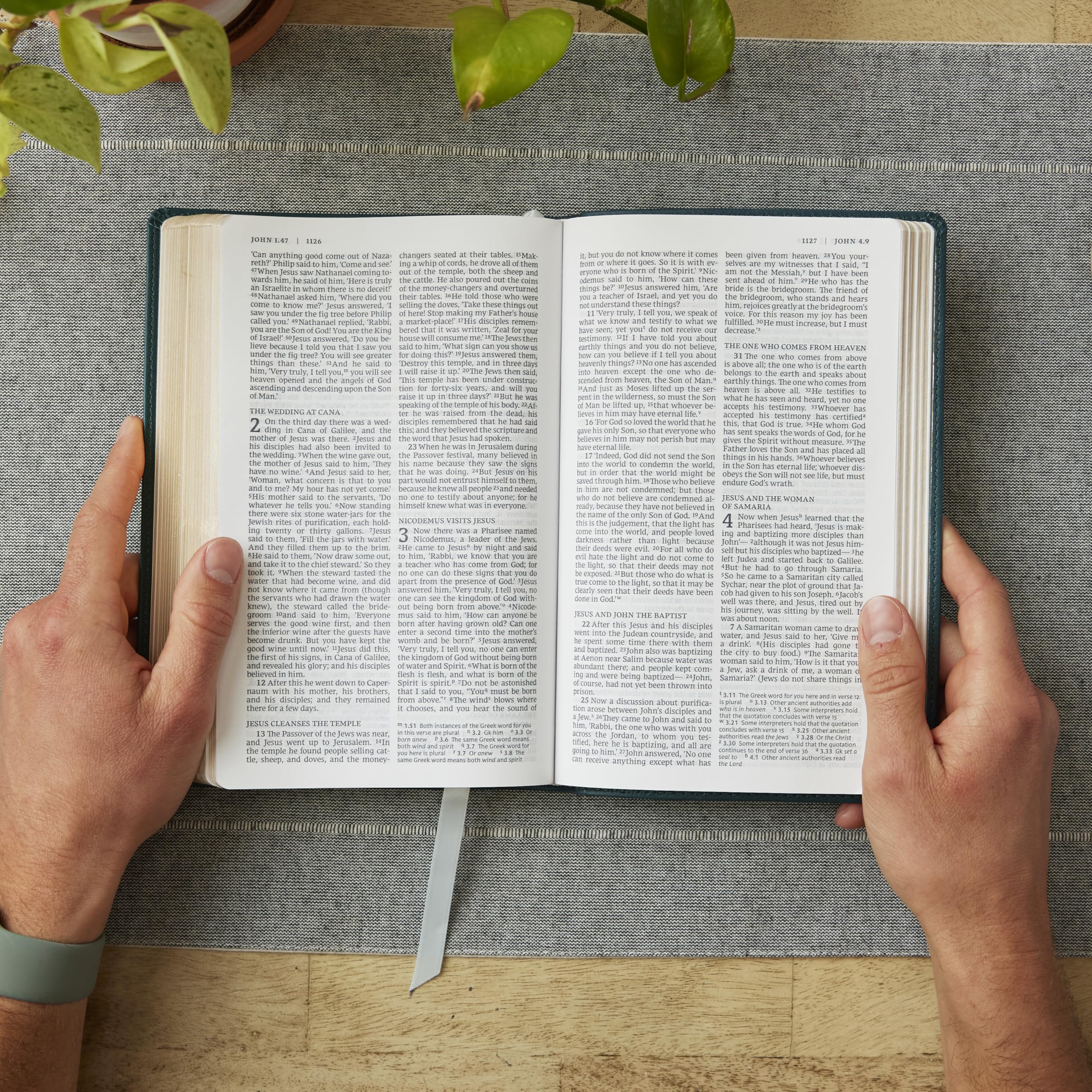 Catholic Bible Press NRSV Catholic Edition Gift Bible - Leathersoft Teal, Comfort Print | 1472 Pages | ISBN 978-0785230410 5