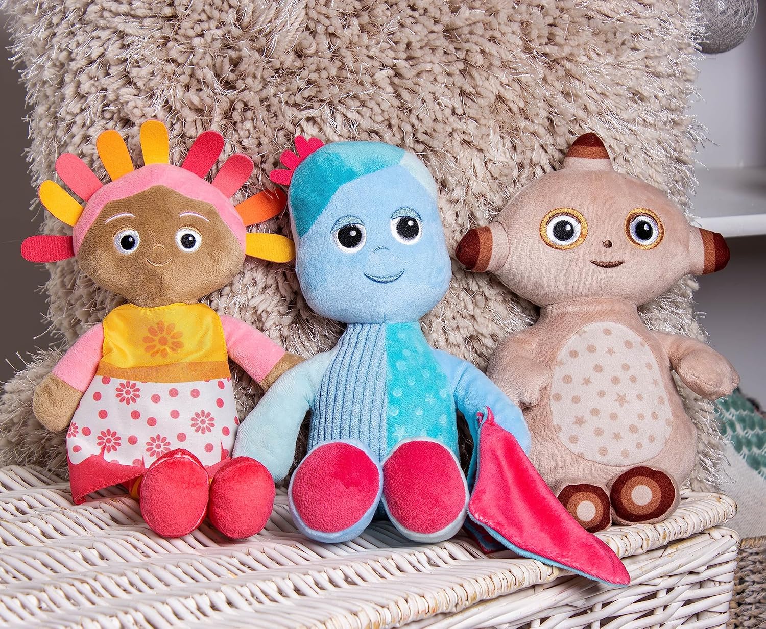 In The Night Garden Iggle Piggle Talking Plush Toy - 32cm Musical Interactive Bear for Babies & Toddlers 10